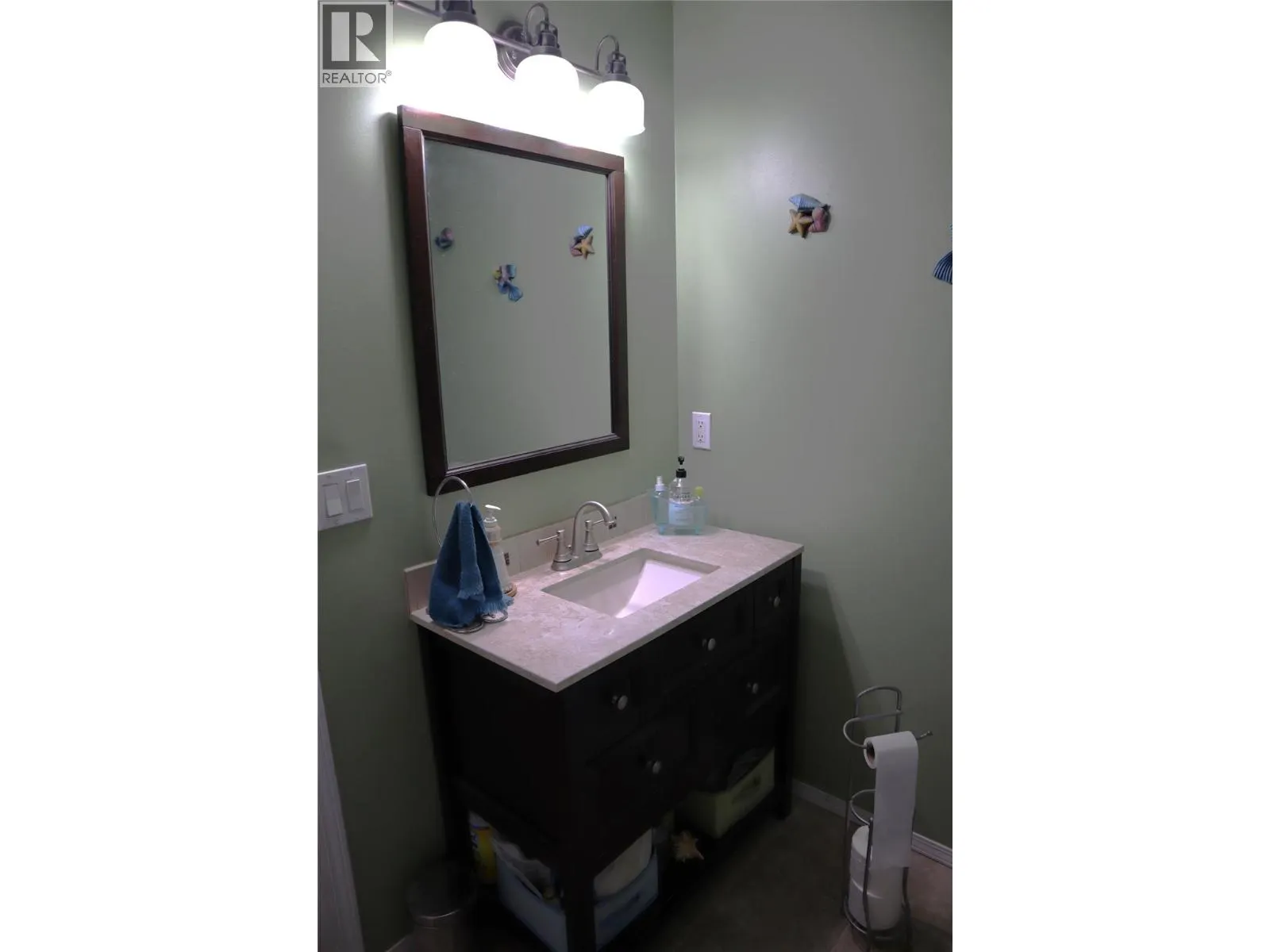 1233 Hook Drive