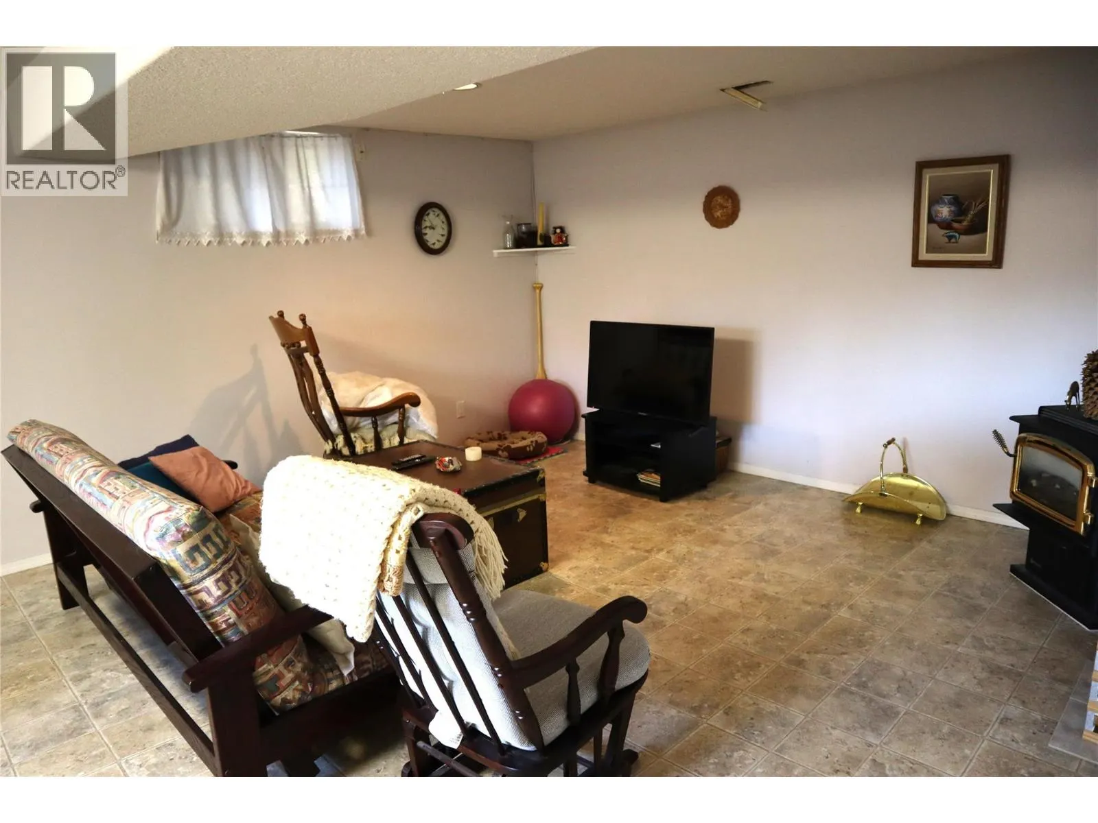 1233 Hook Drive