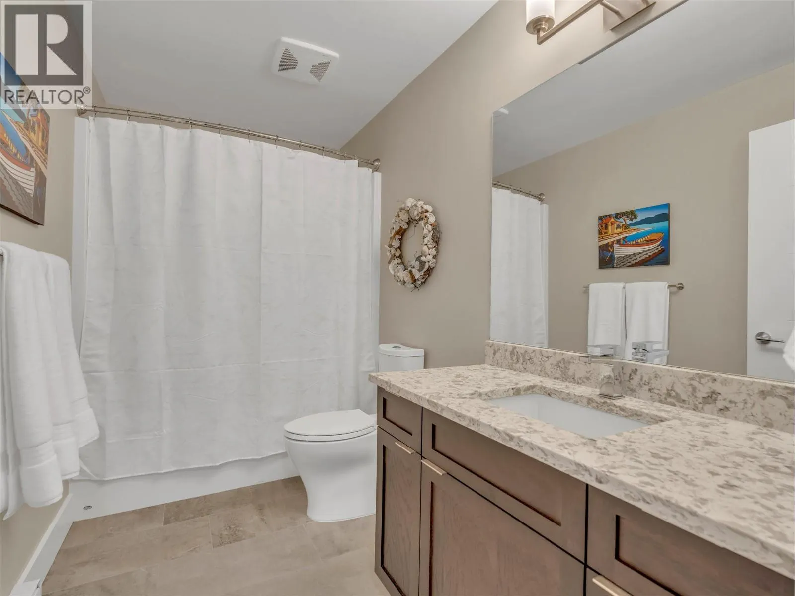 118 RIDGE View
