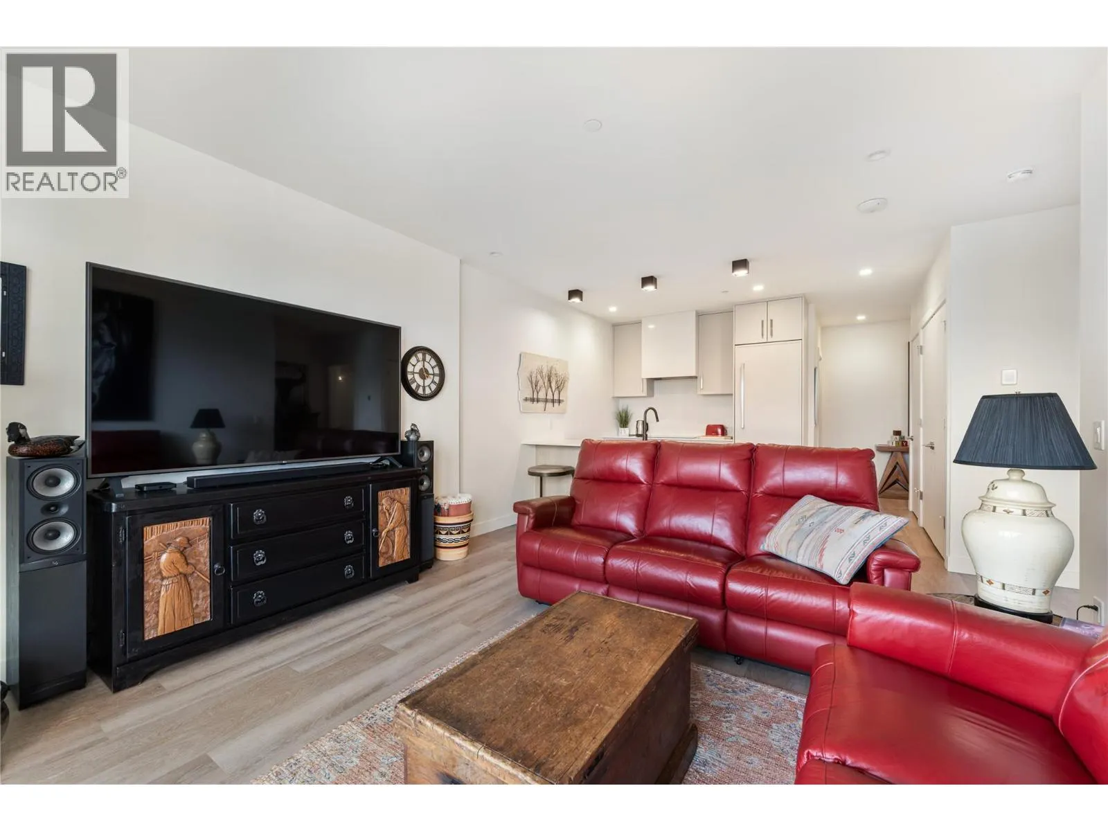 3340 Lakeshore Road Unit# 1003
