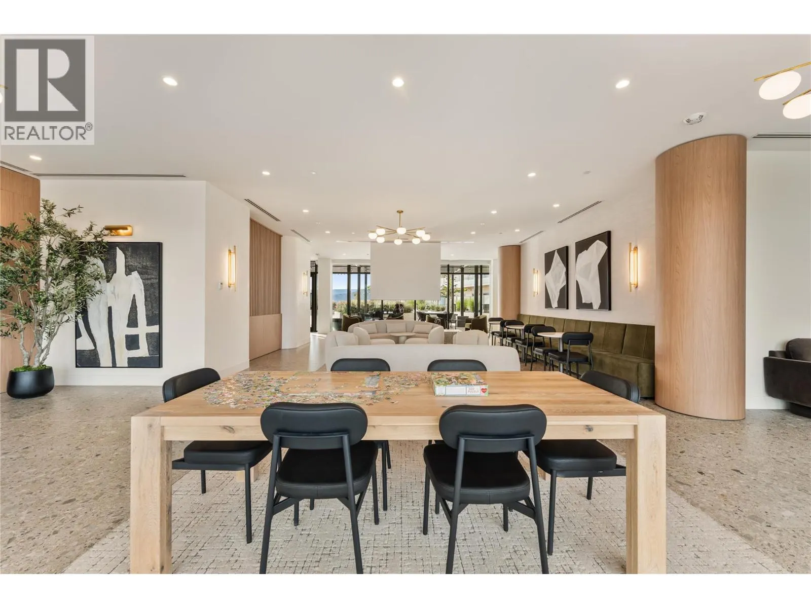 3340 Lakeshore Road Unit# 1003