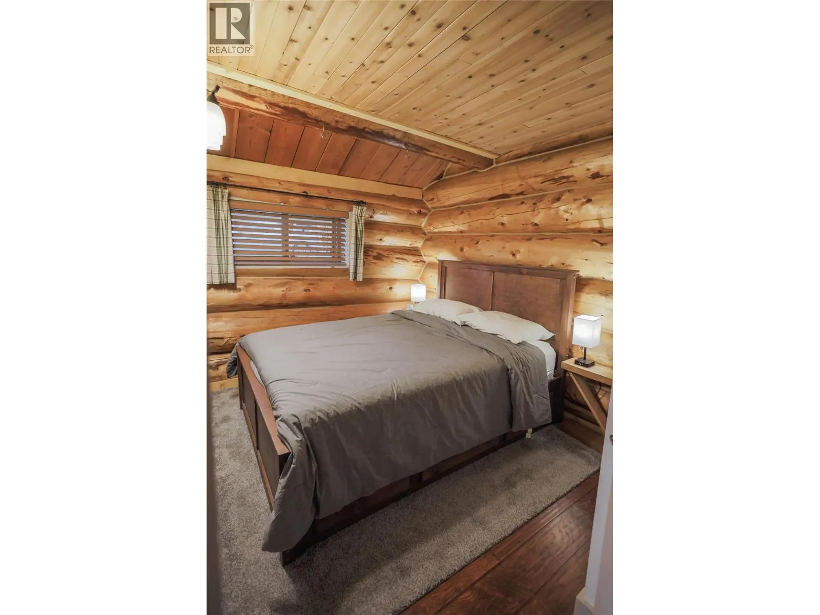 Cabin 10 Hatheume Lake Lodge