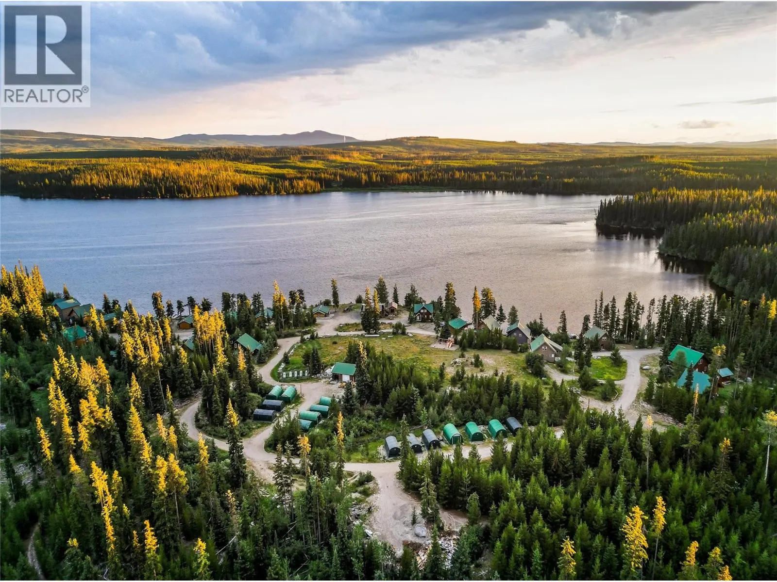 Cabin 10 Hatheume Lake Lodge