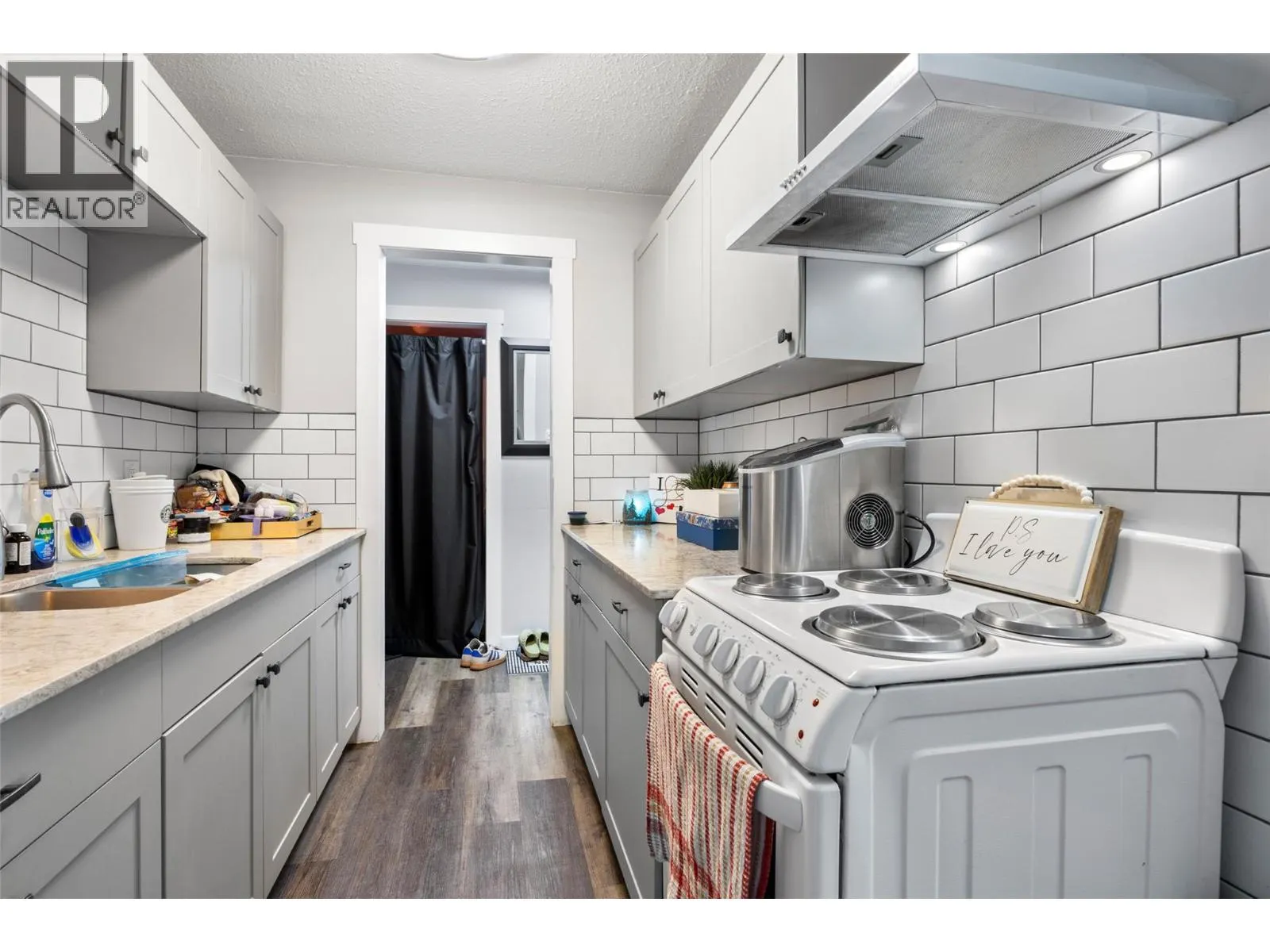 1525 Tranquille Road Unit# 106