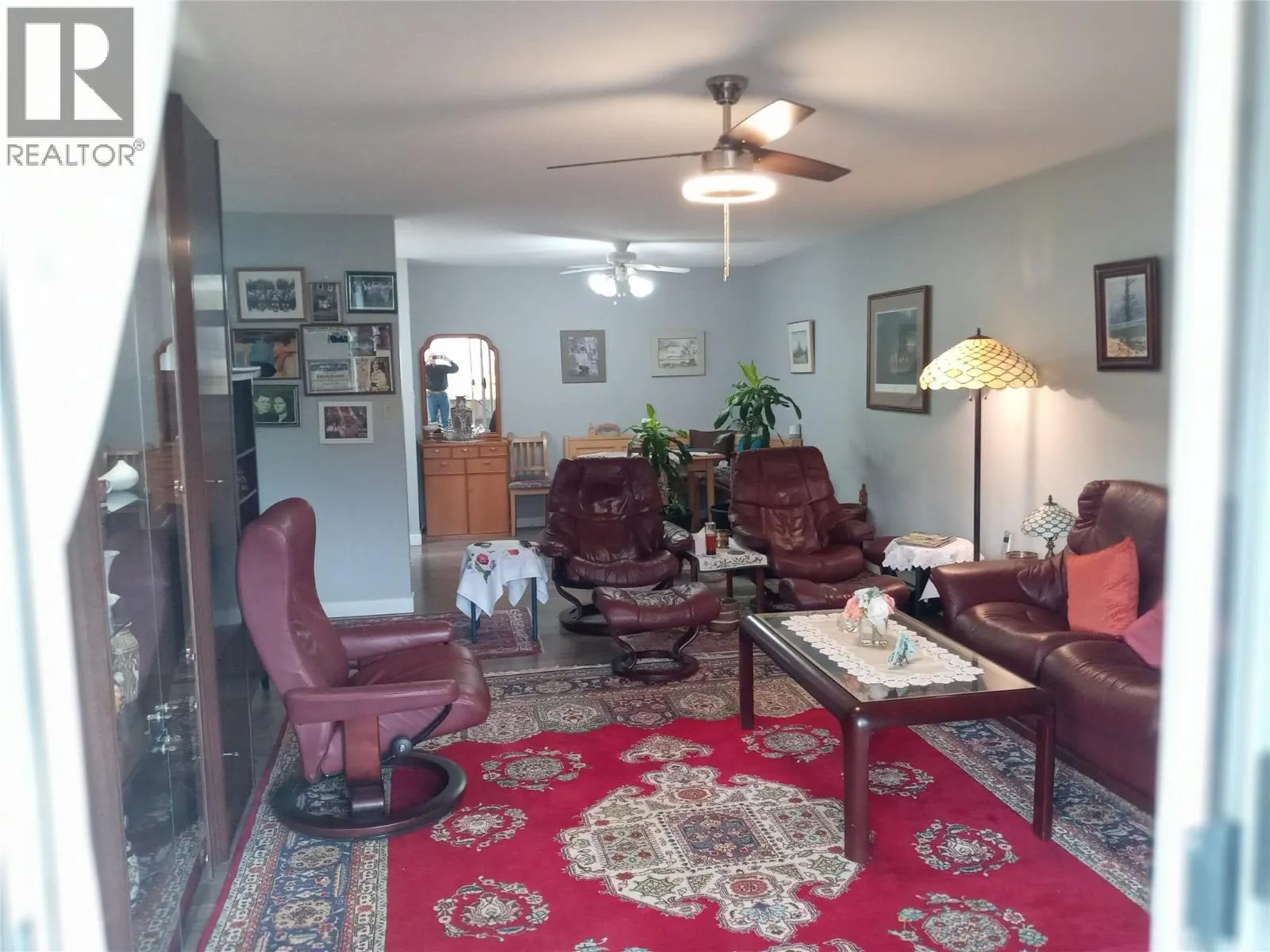 272 Green Avenue Unit# 401