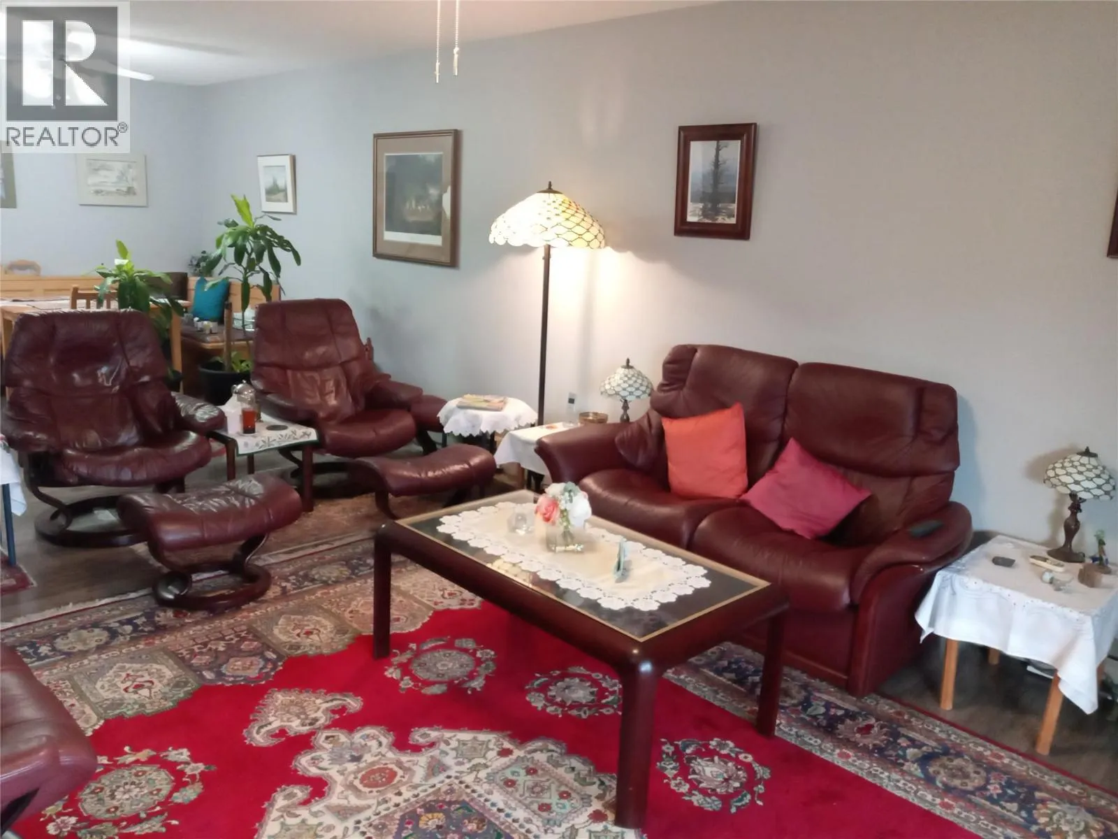 272 Green Avenue Unit# 401