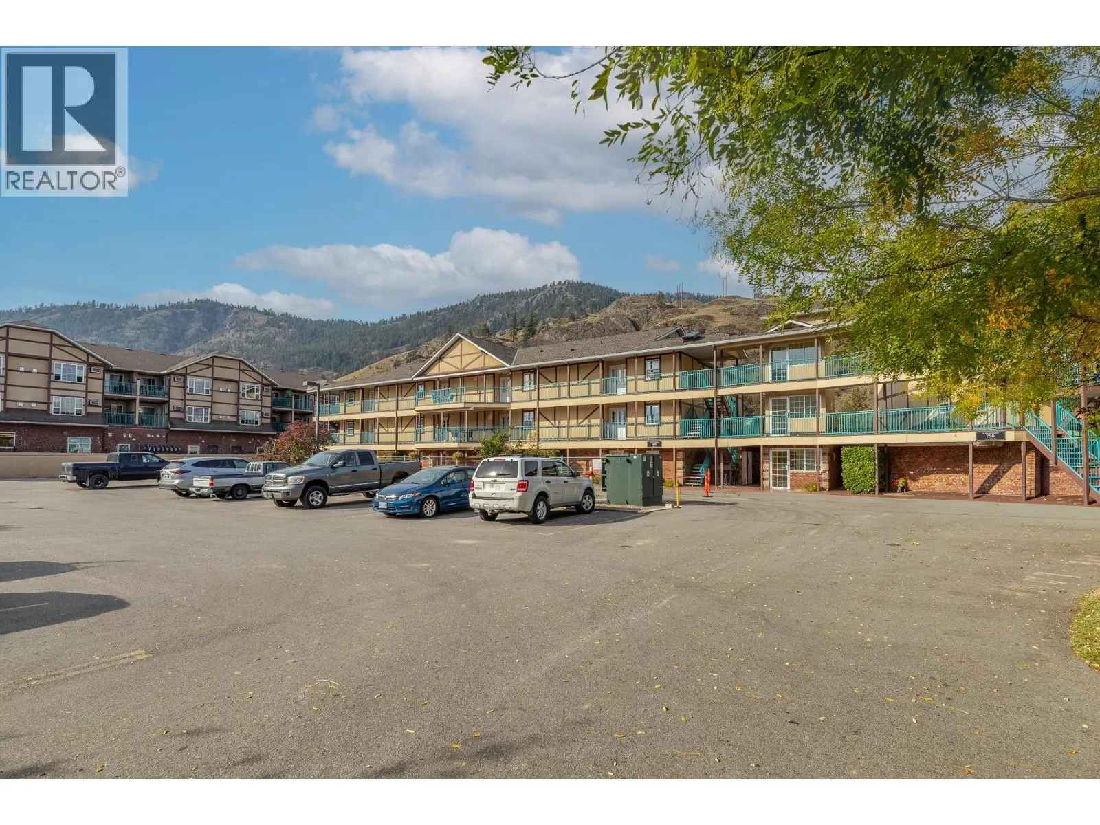 800 Railway Lane Unit# 2