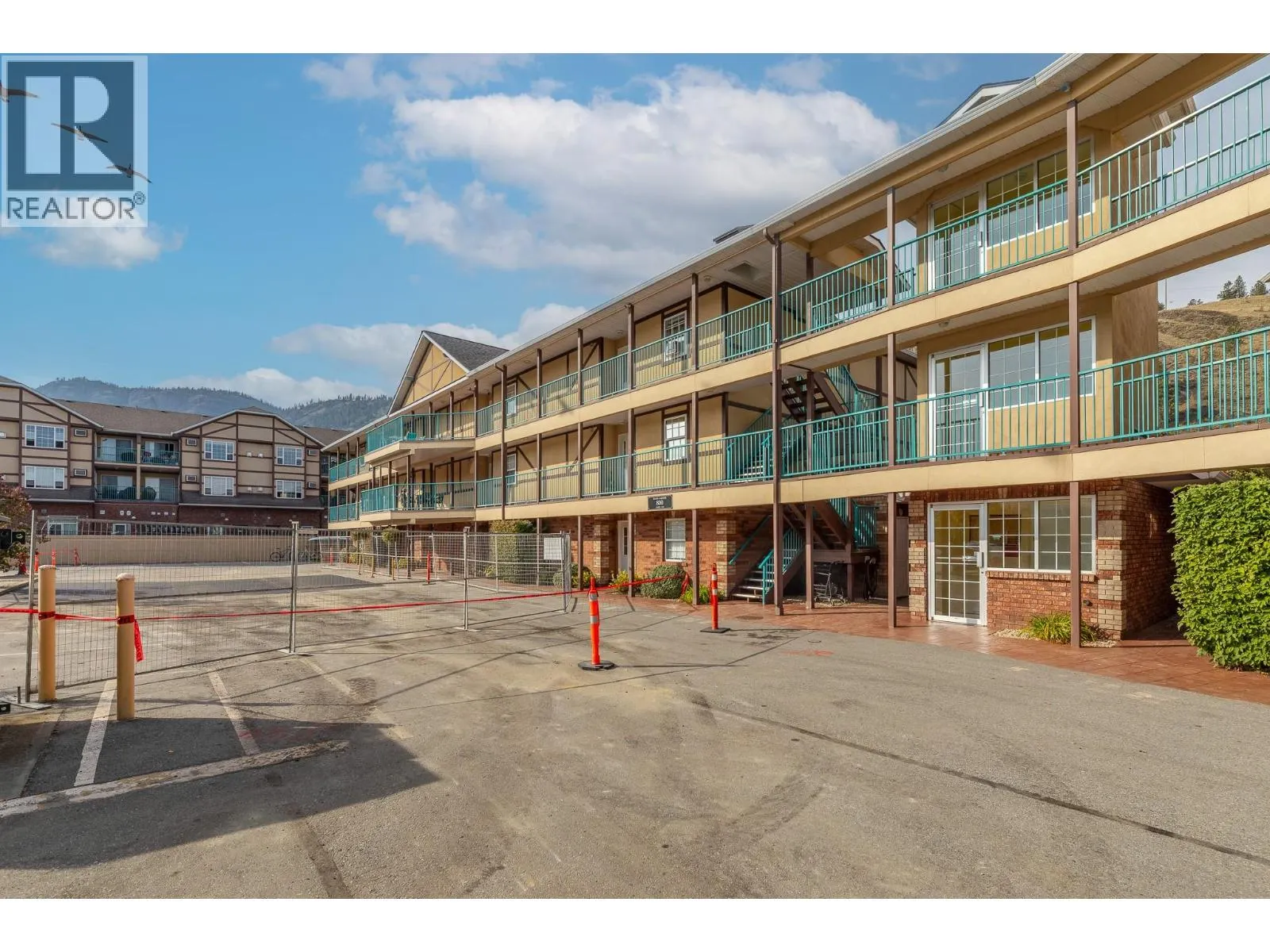 800 Railway Lane Unit# 2