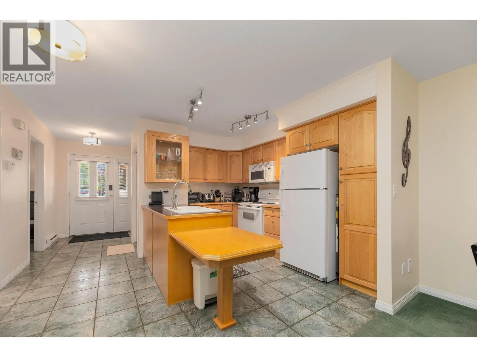 800 Railway Lane Unit# 2