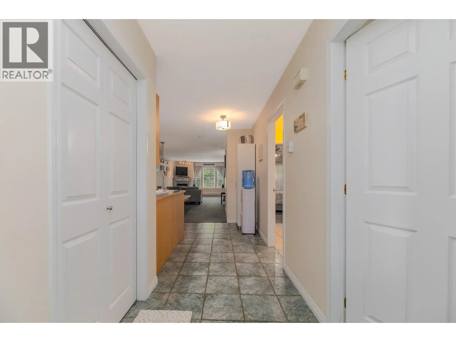 800 Railway Lane Unit# 2