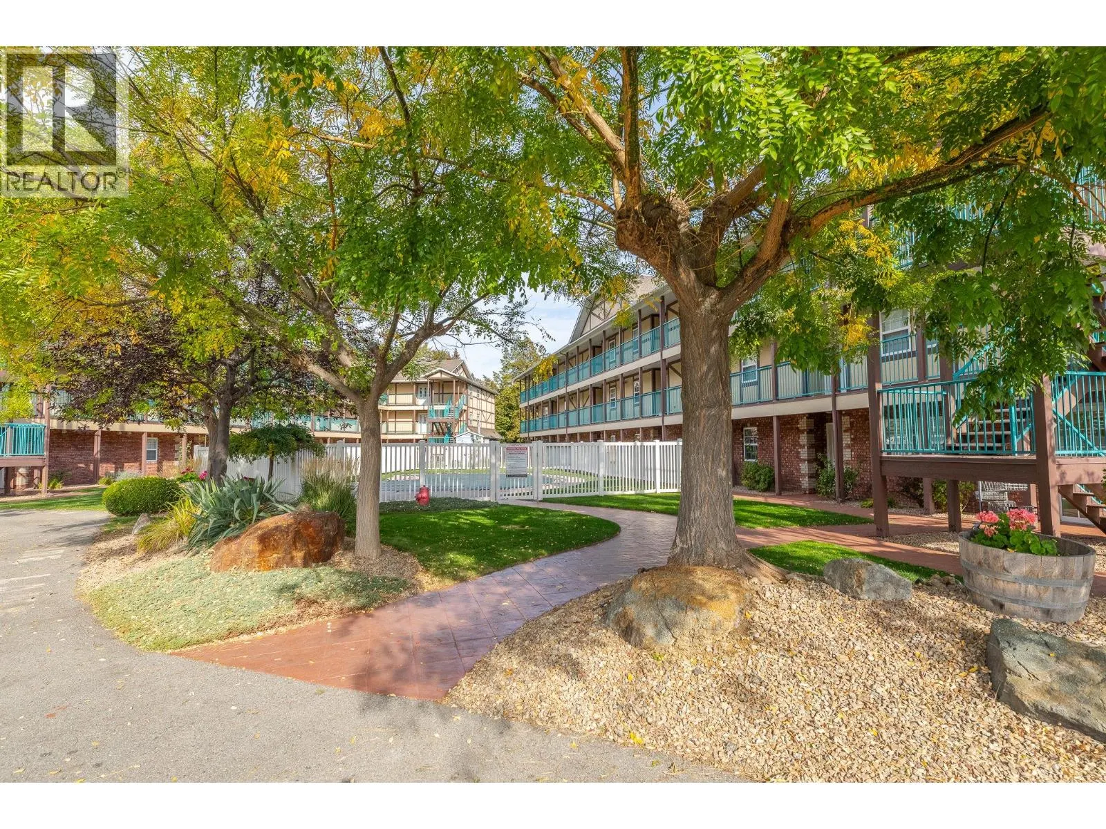 800 Railway Lane Unit# 2