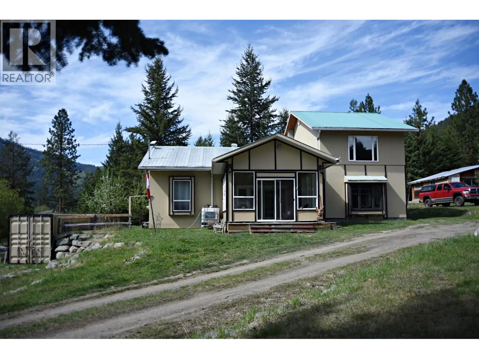5420 Heffley Louis Creek Road