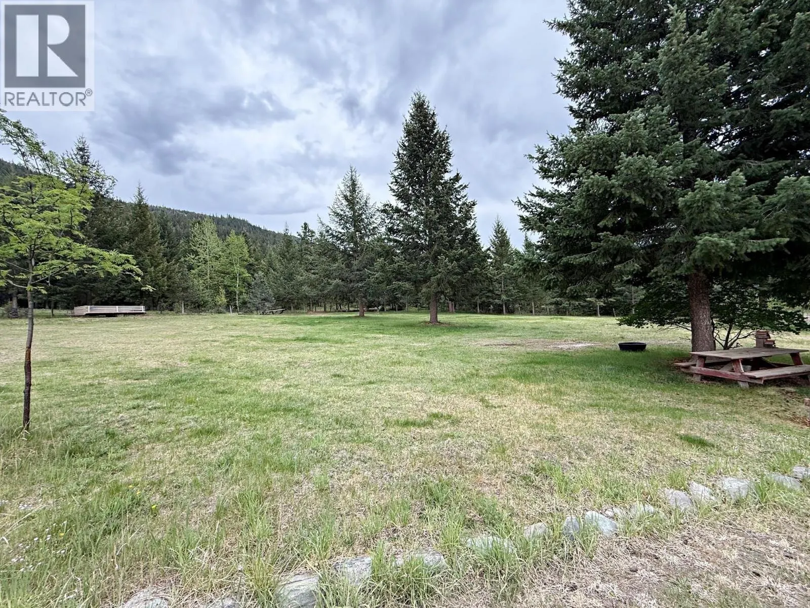 5420 Heffley Louis Creek Road