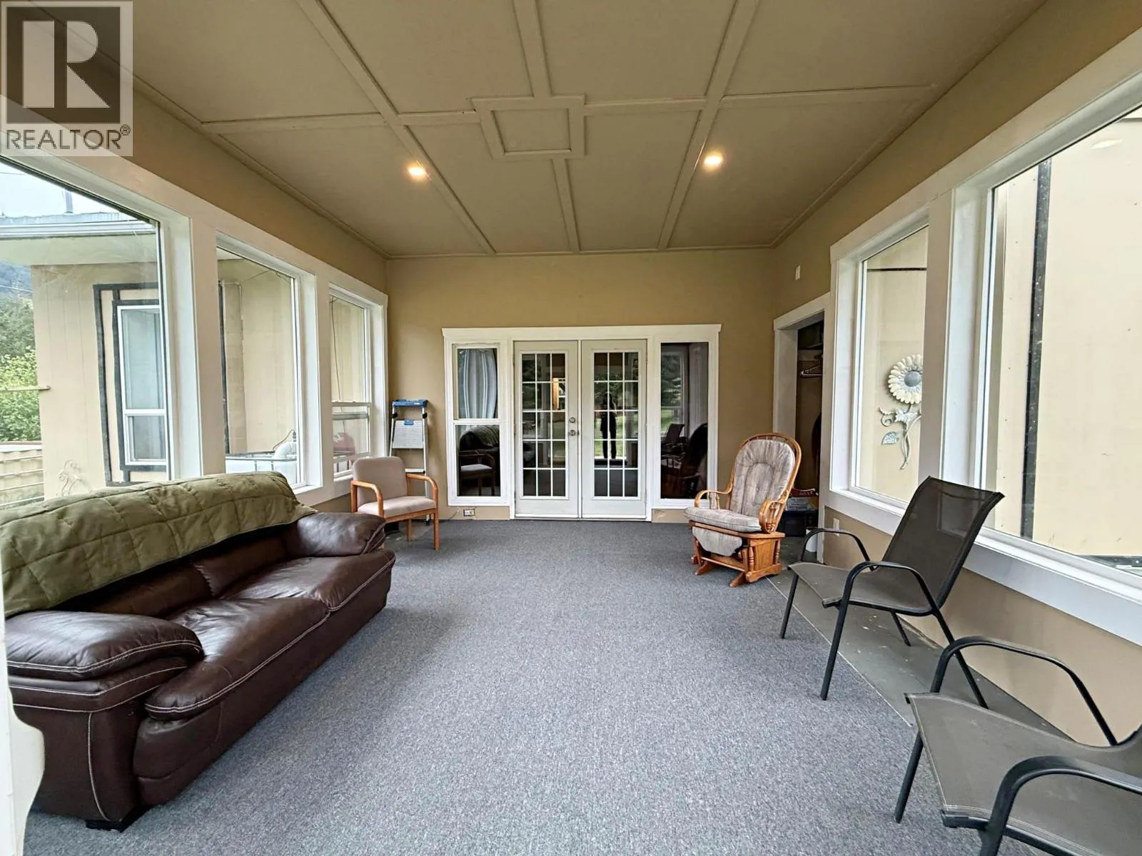 5420 Heffley Louis Creek Road