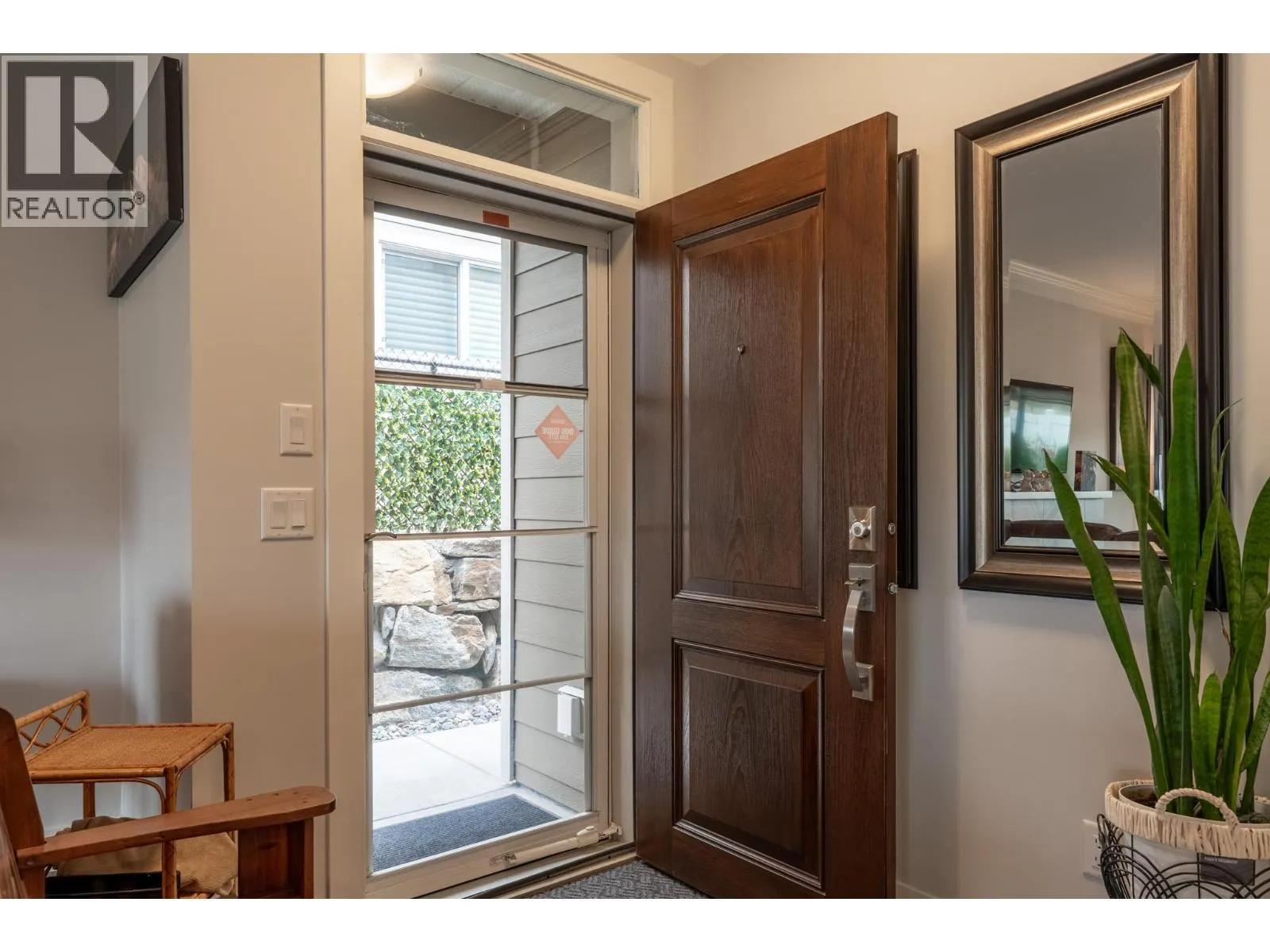 3369 Hawks Crescent