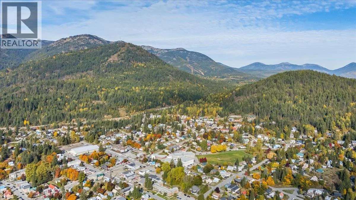 Lot 13-20 THIRD Avenue