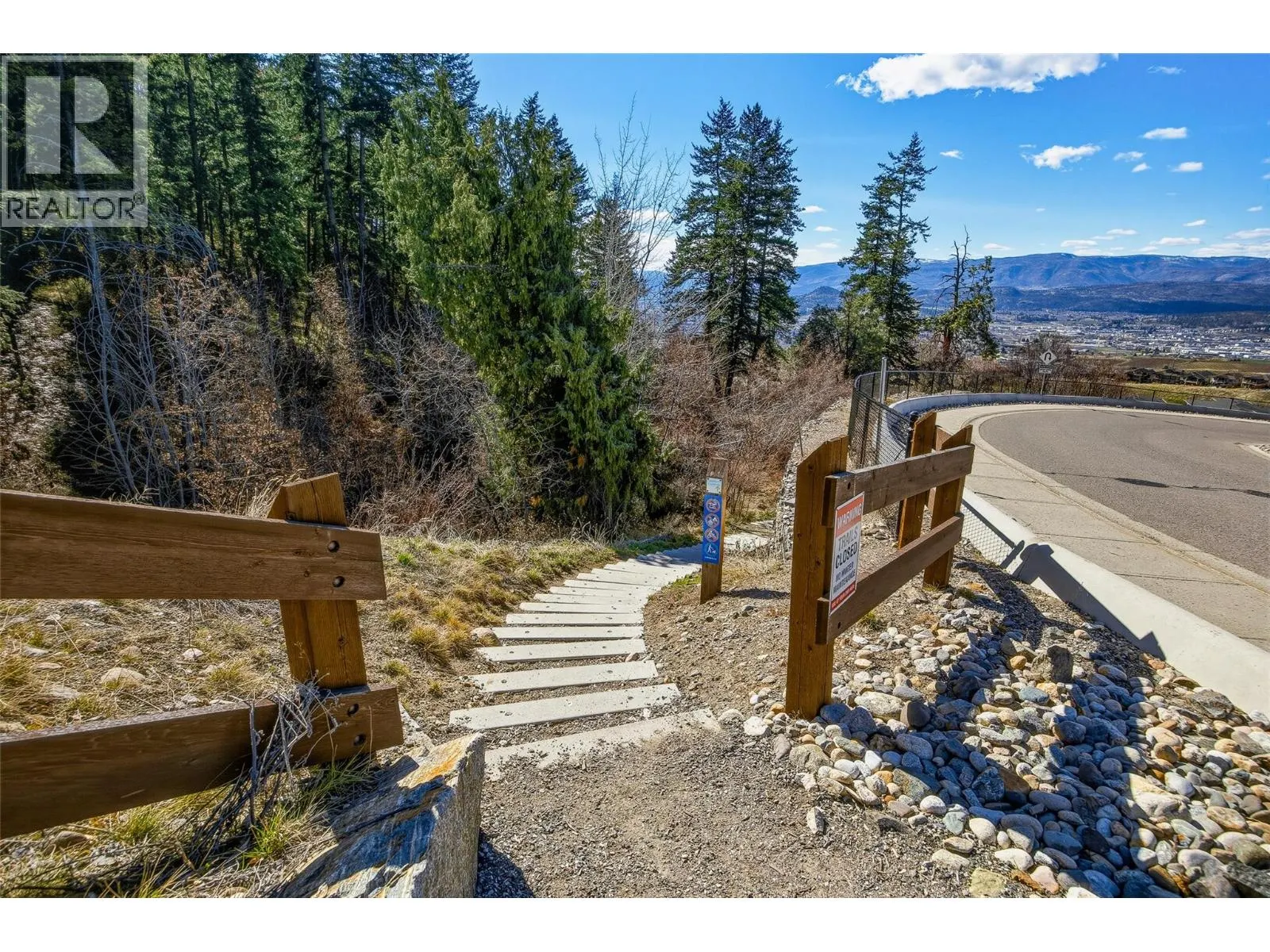 1640 Winter Lane
