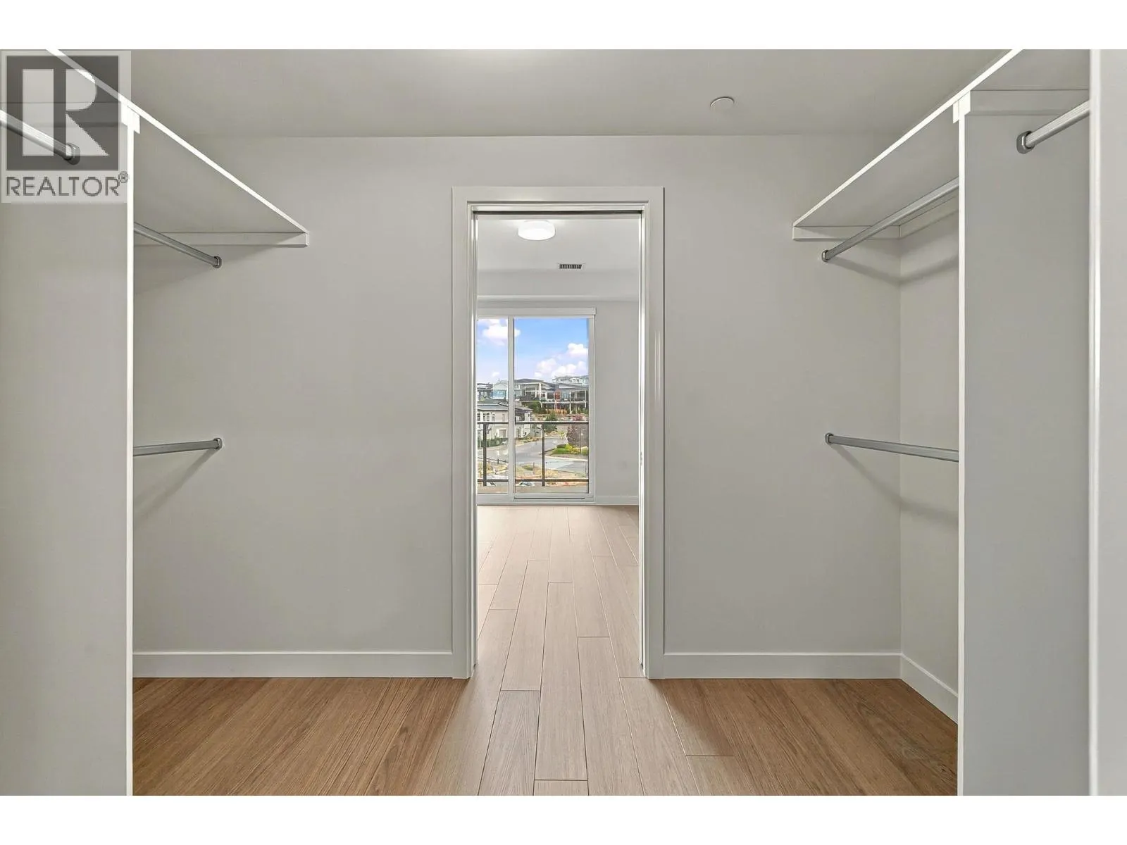 9654 Benchland Drive Unit# 306