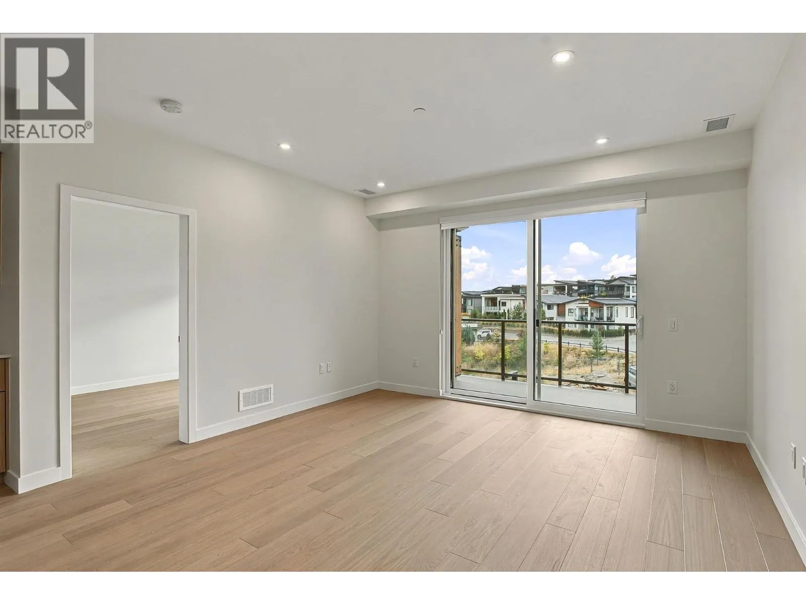 9654 Benchland Drive Unit# 306
