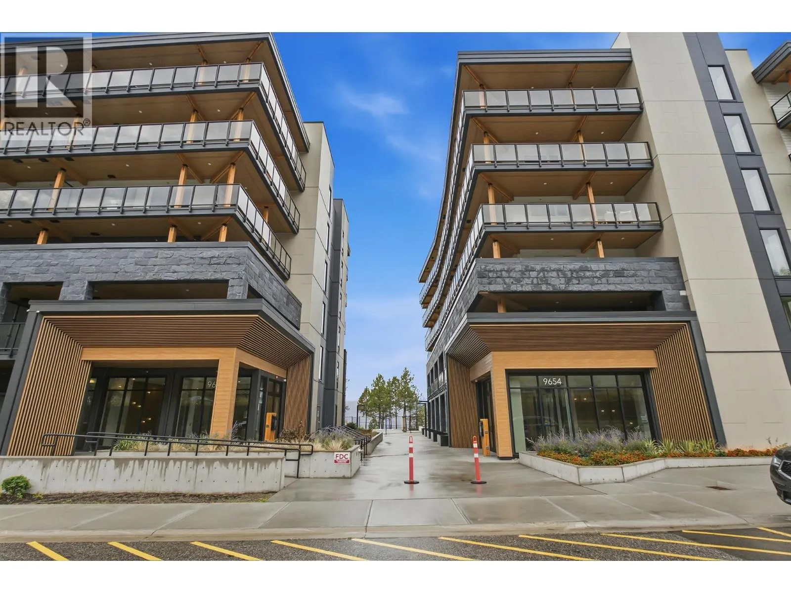 9654 Benchland Drive Unit# 306