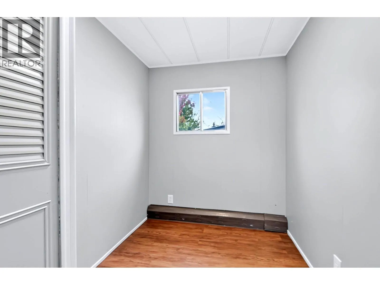 1299 PINEGROVE Road