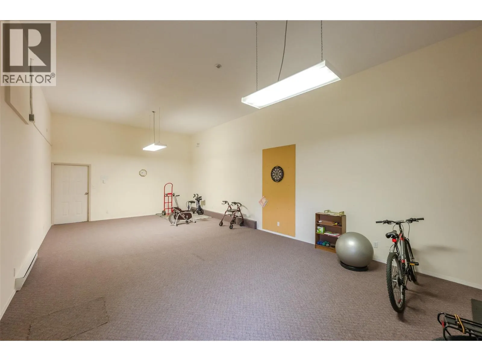 650 MCKINNEY Road Unit# 325