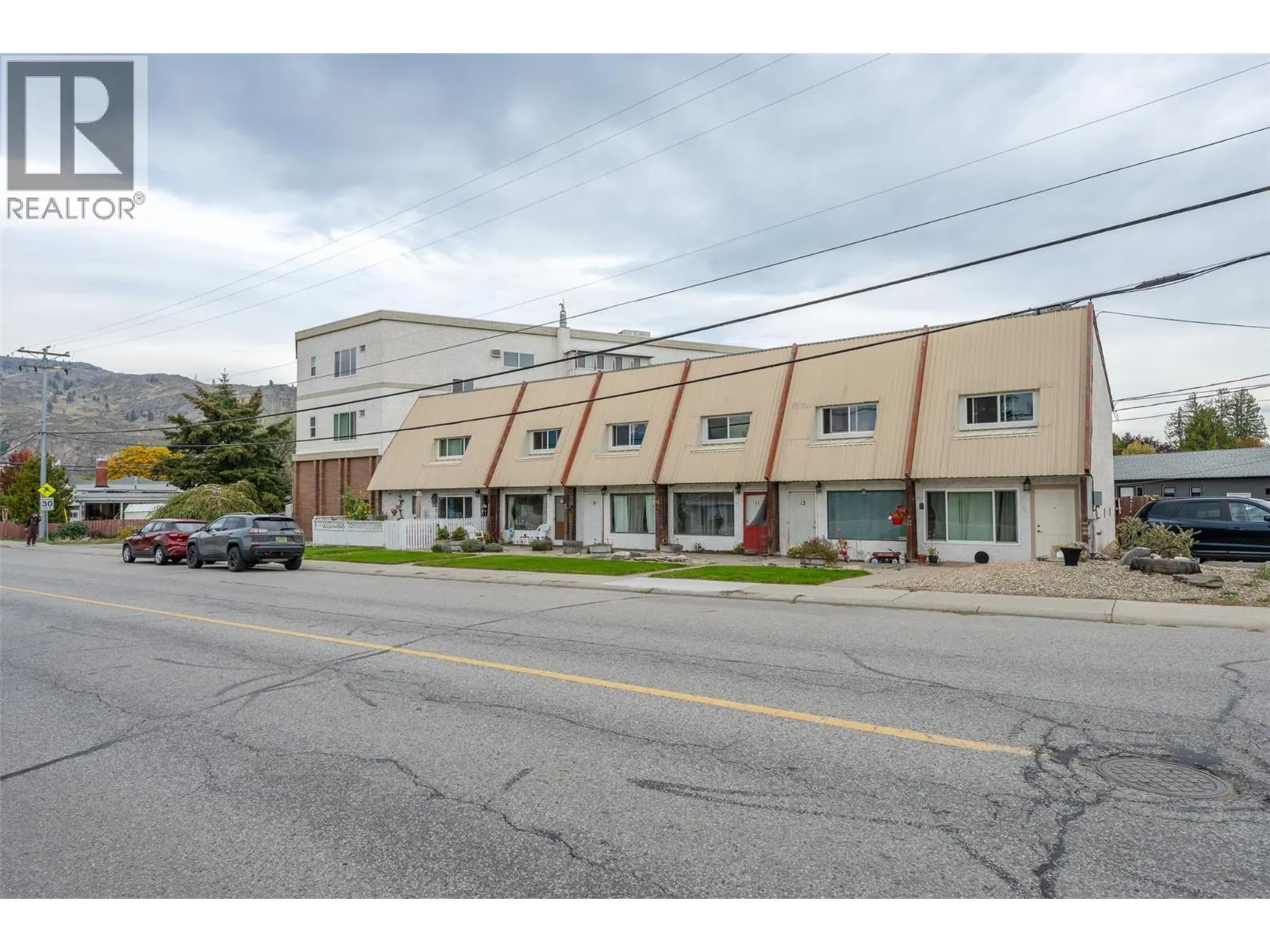 650 MCKINNEY Road Unit# 325