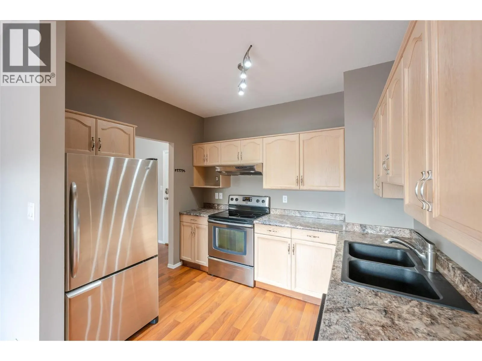 650 MCKINNEY Road Unit# 325