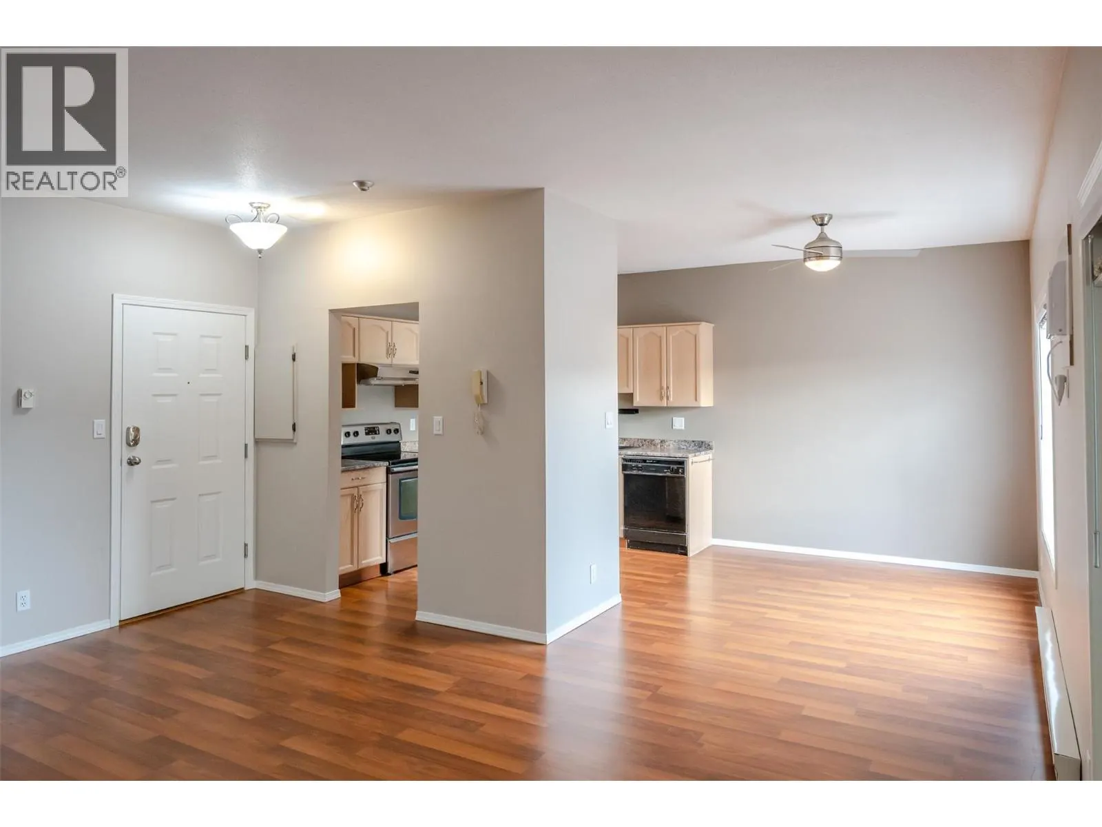 650 MCKINNEY Road Unit# 325