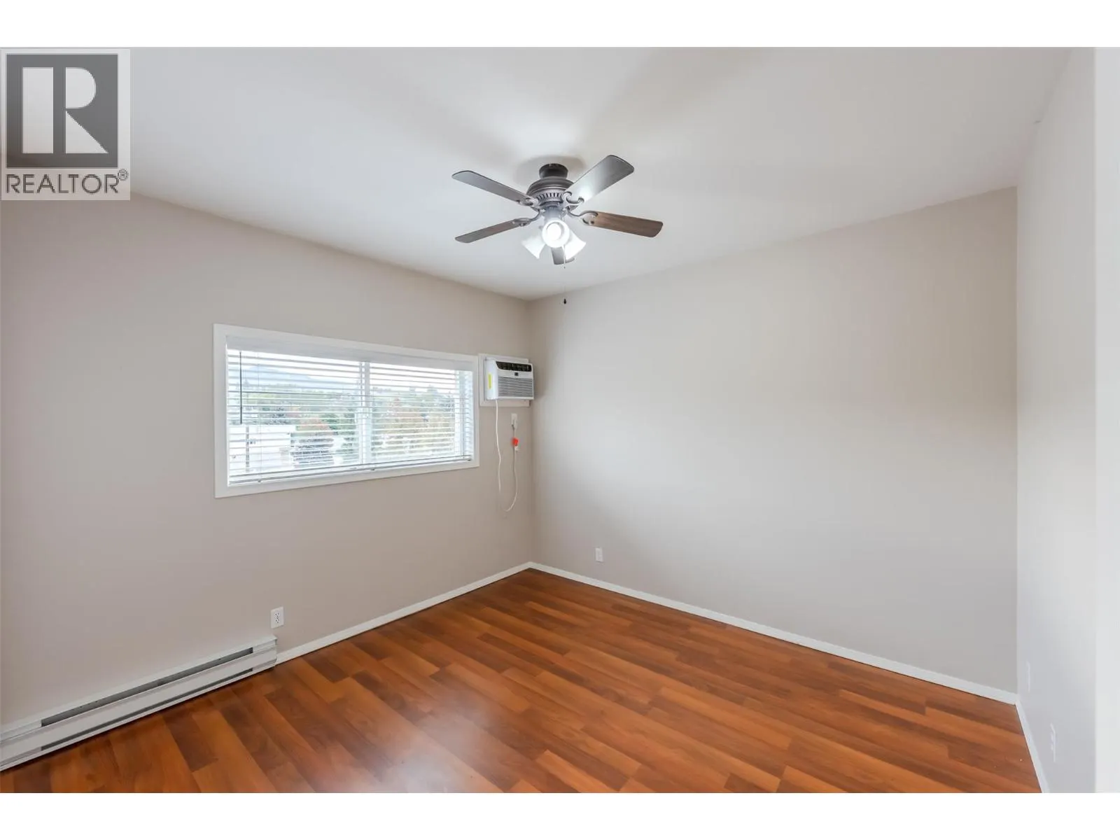 650 MCKINNEY Road Unit# 325