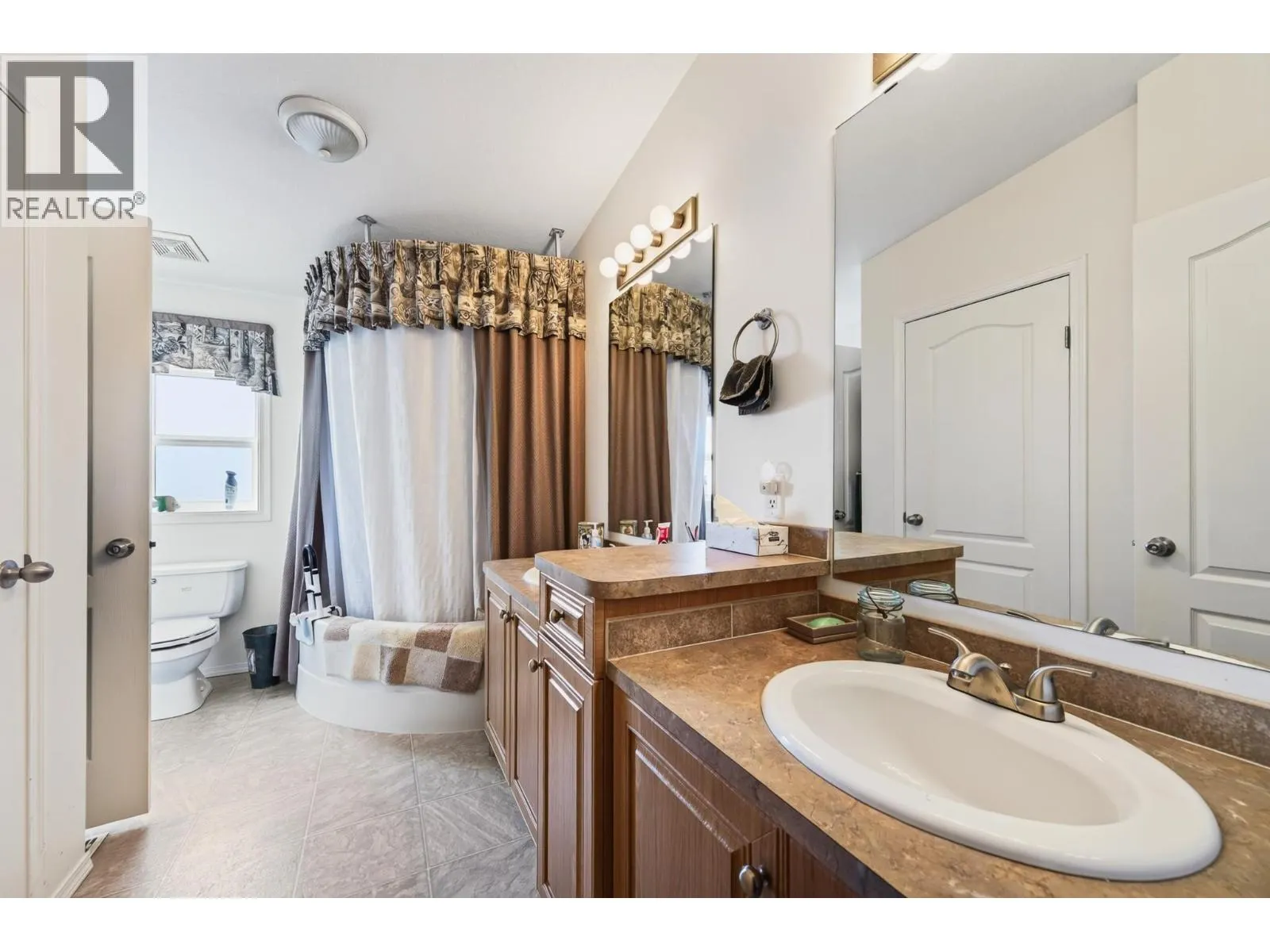 2815 Princeton Kamloops Highway Unit# 36