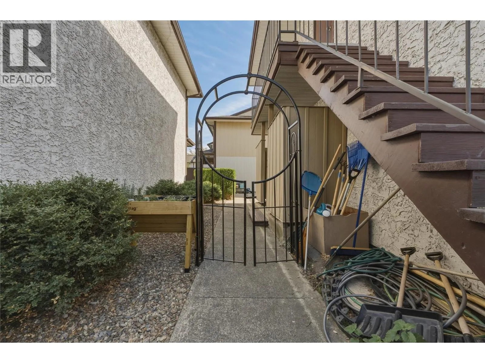 4100 24 Avenue Unit# 103