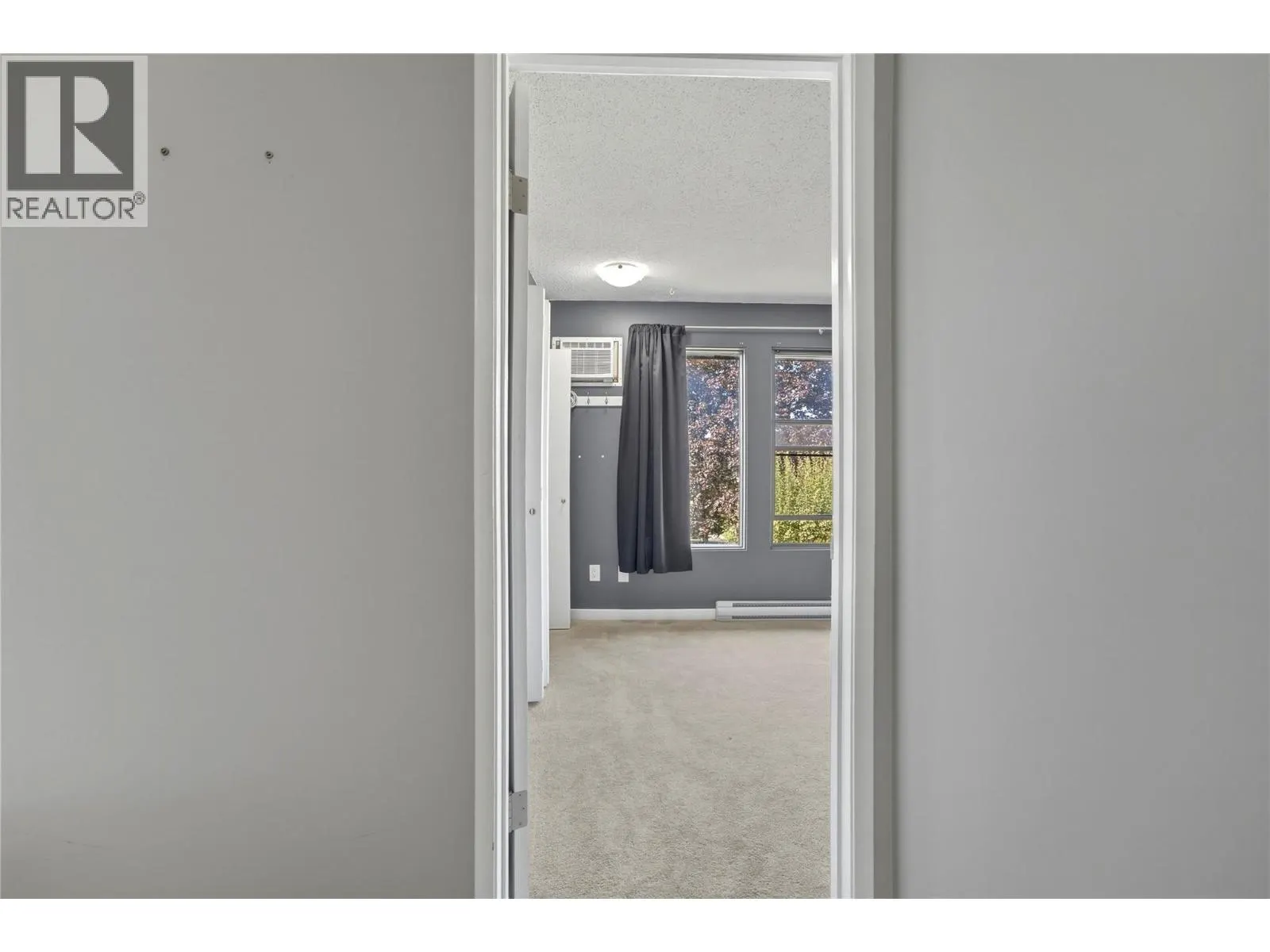 4100 24 Avenue Unit# 103