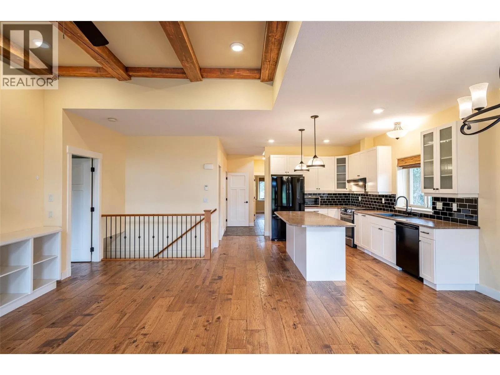 2444 York Avenue Unit# 32