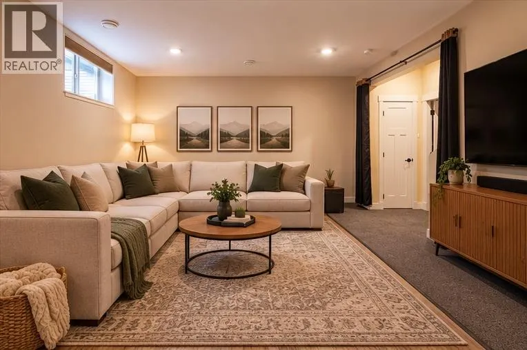 2444 York Avenue Unit# 32