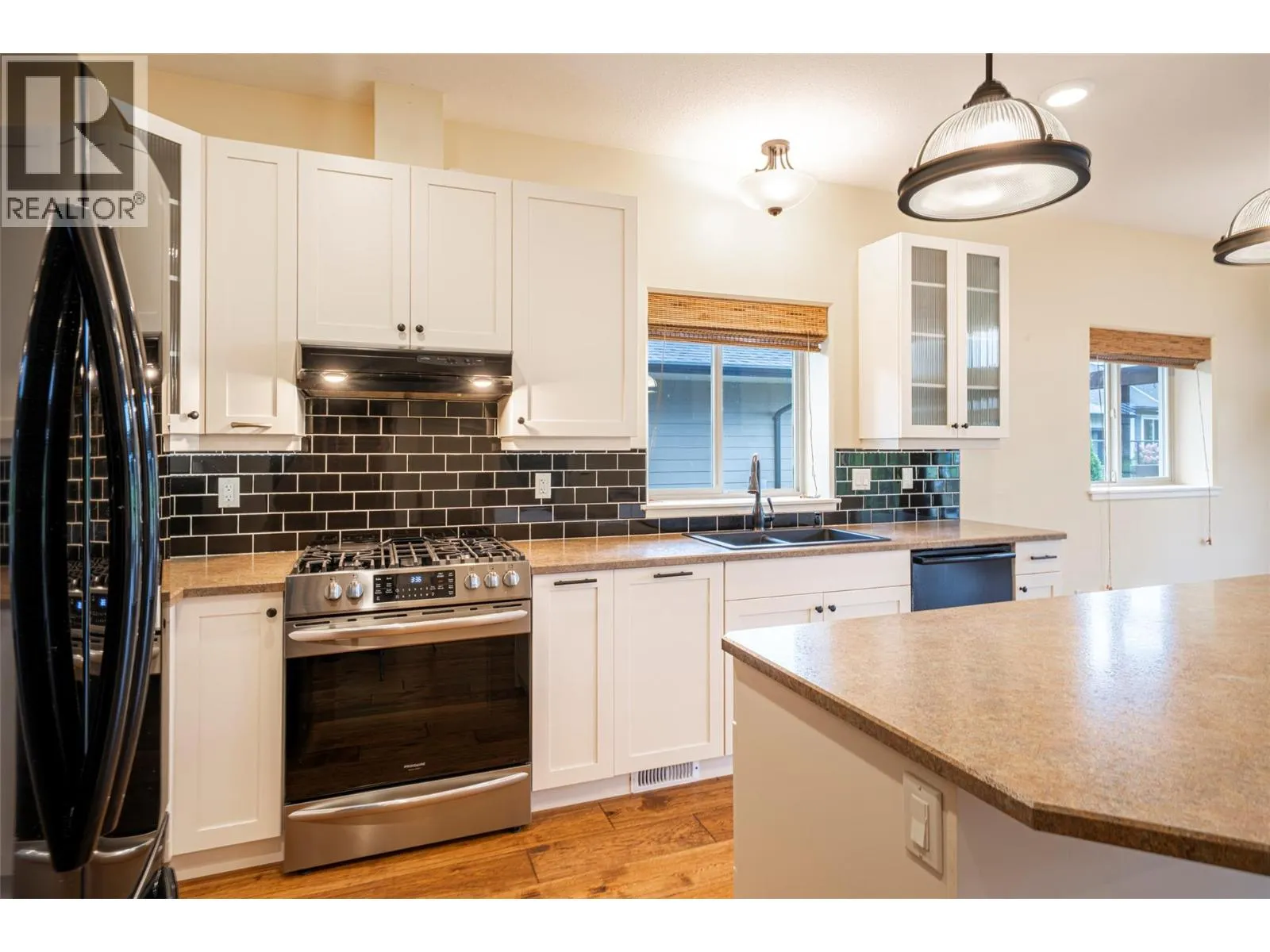 2444 York Avenue Unit# 32