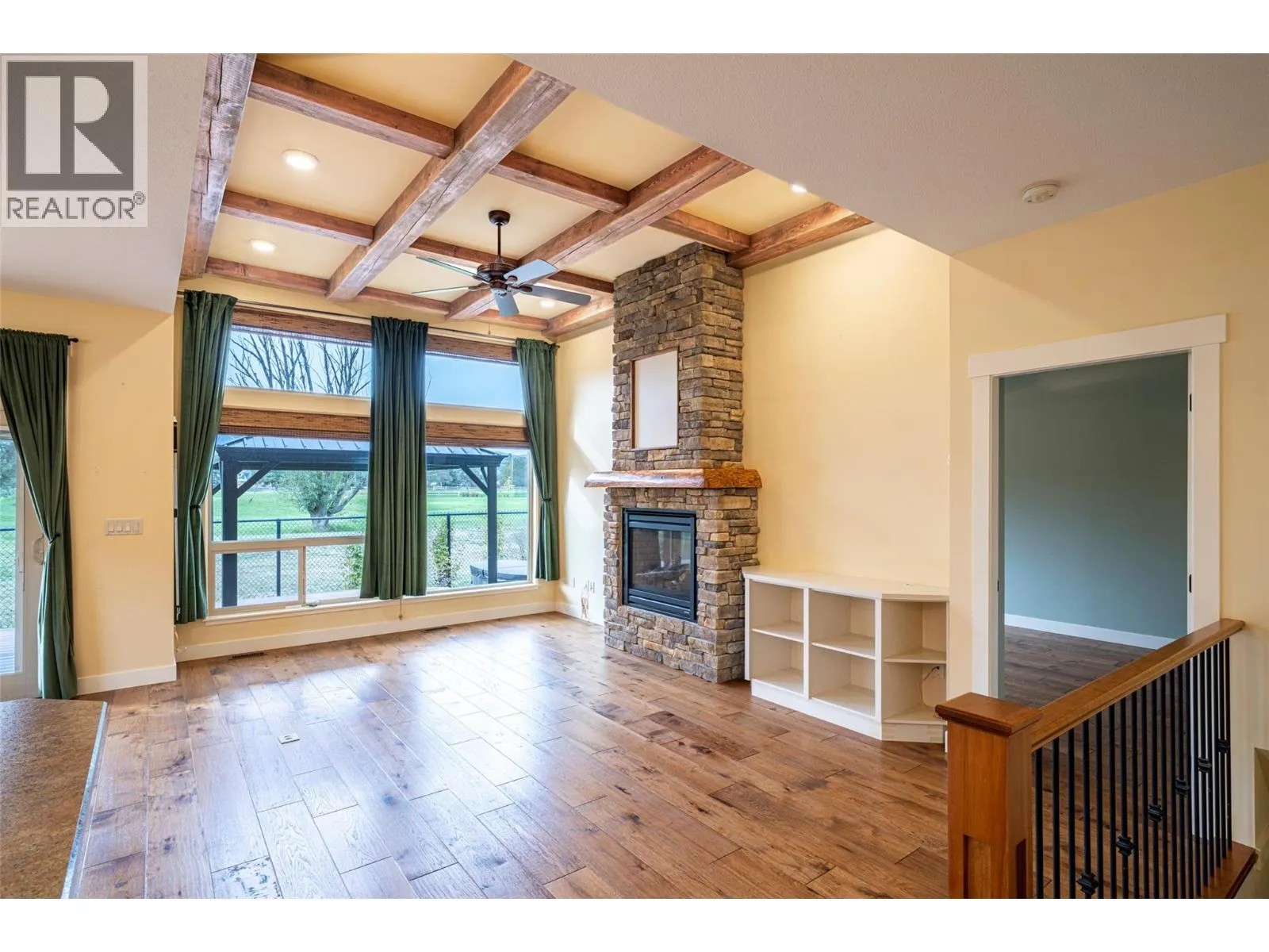 2444 York Avenue Unit# 32