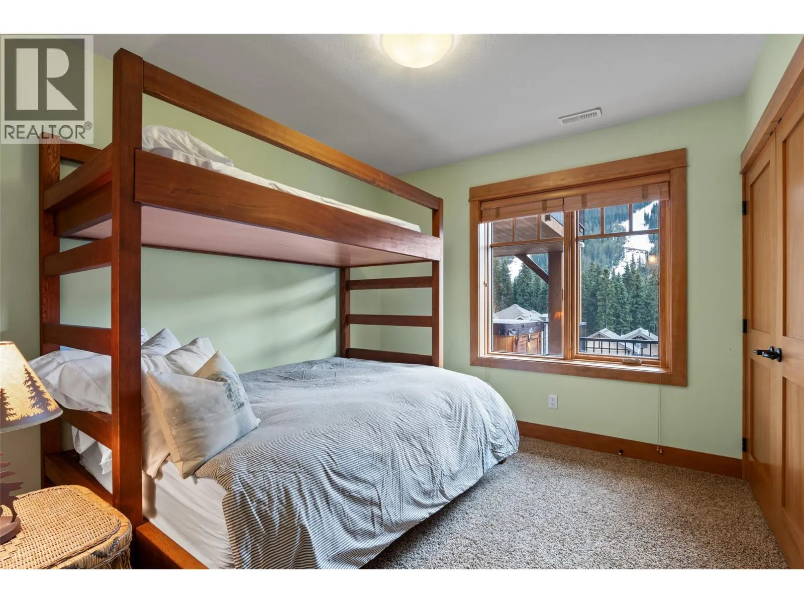2217 Sunburst Drive