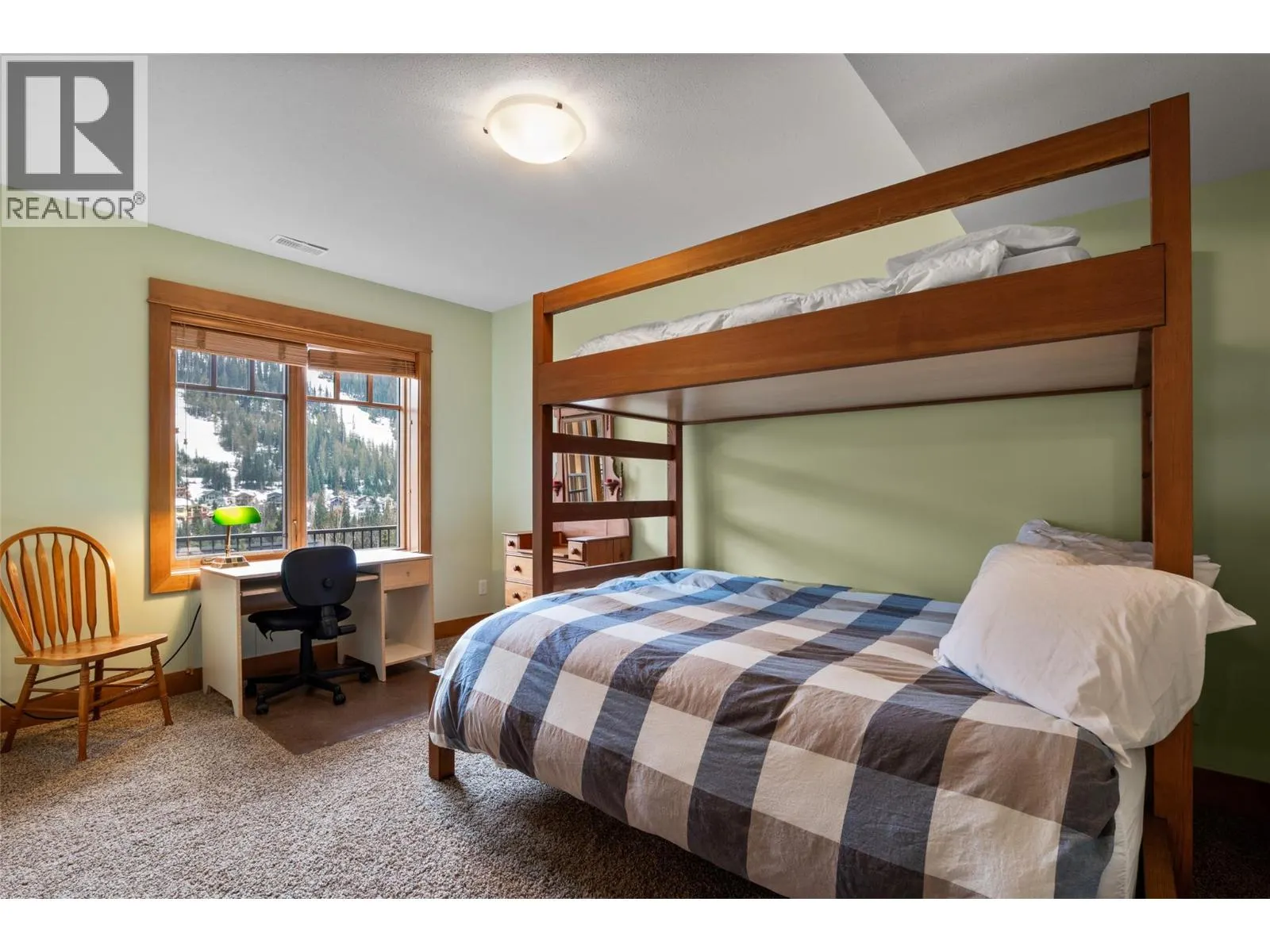 2217 Sunburst Drive