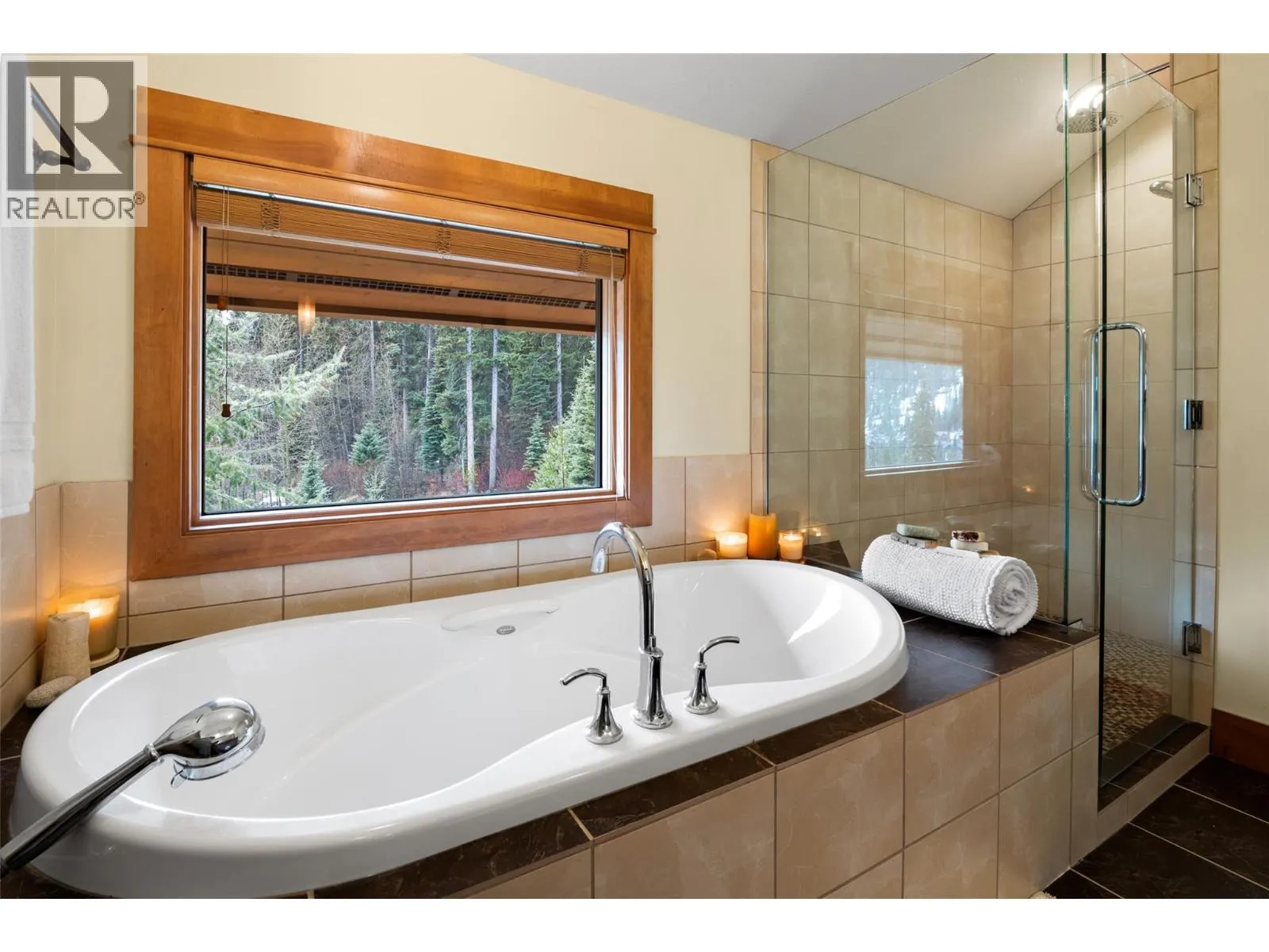 2217 Sunburst Drive