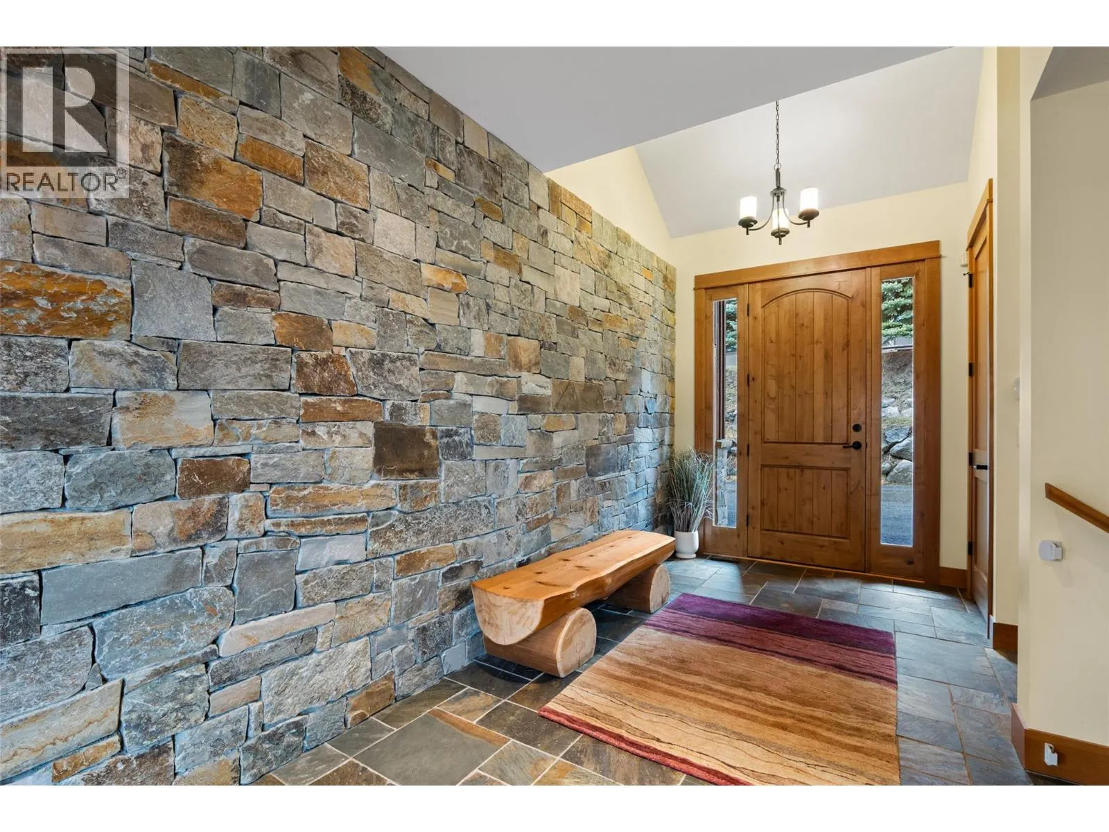 2217 Sunburst Drive