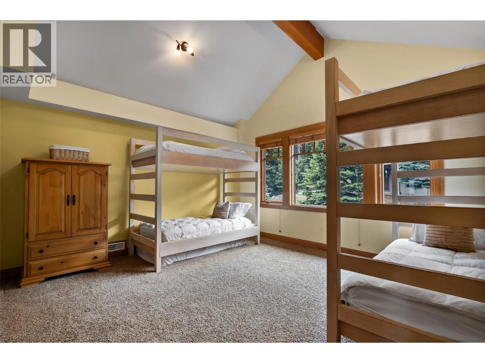 2217 Sunburst Drive