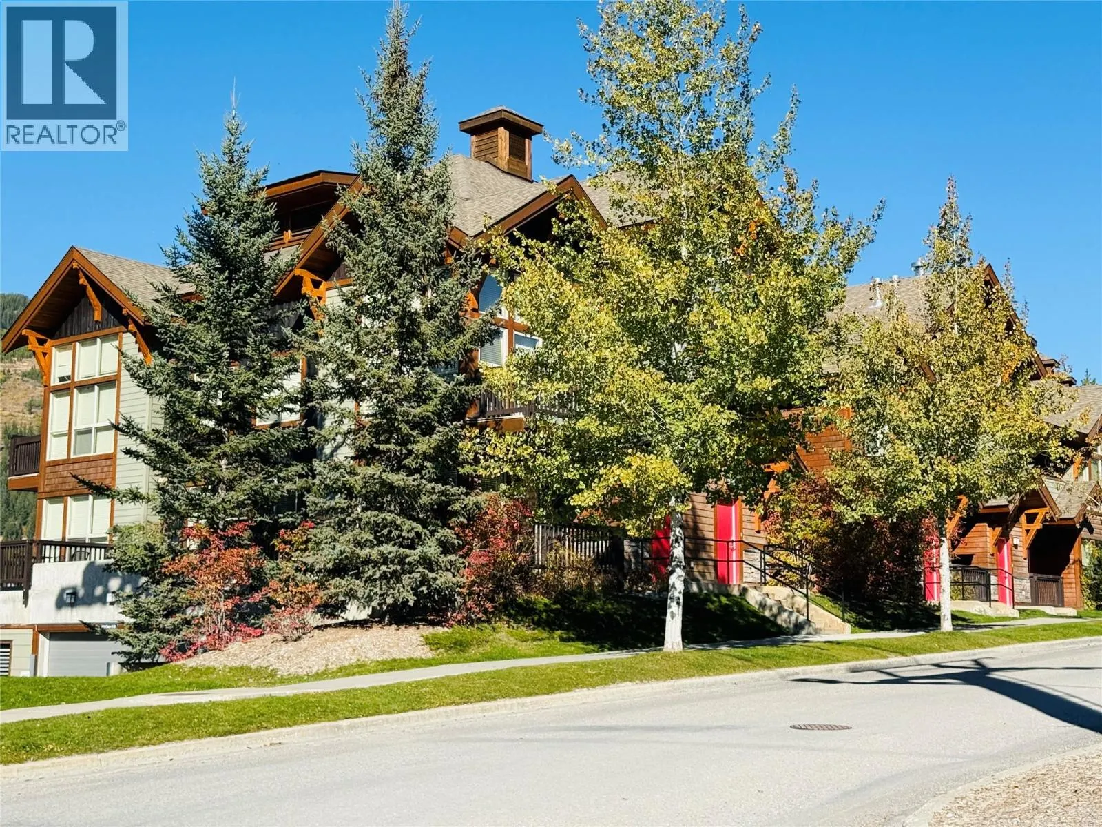 2049 SUMMIT Drive Unit# 215 D