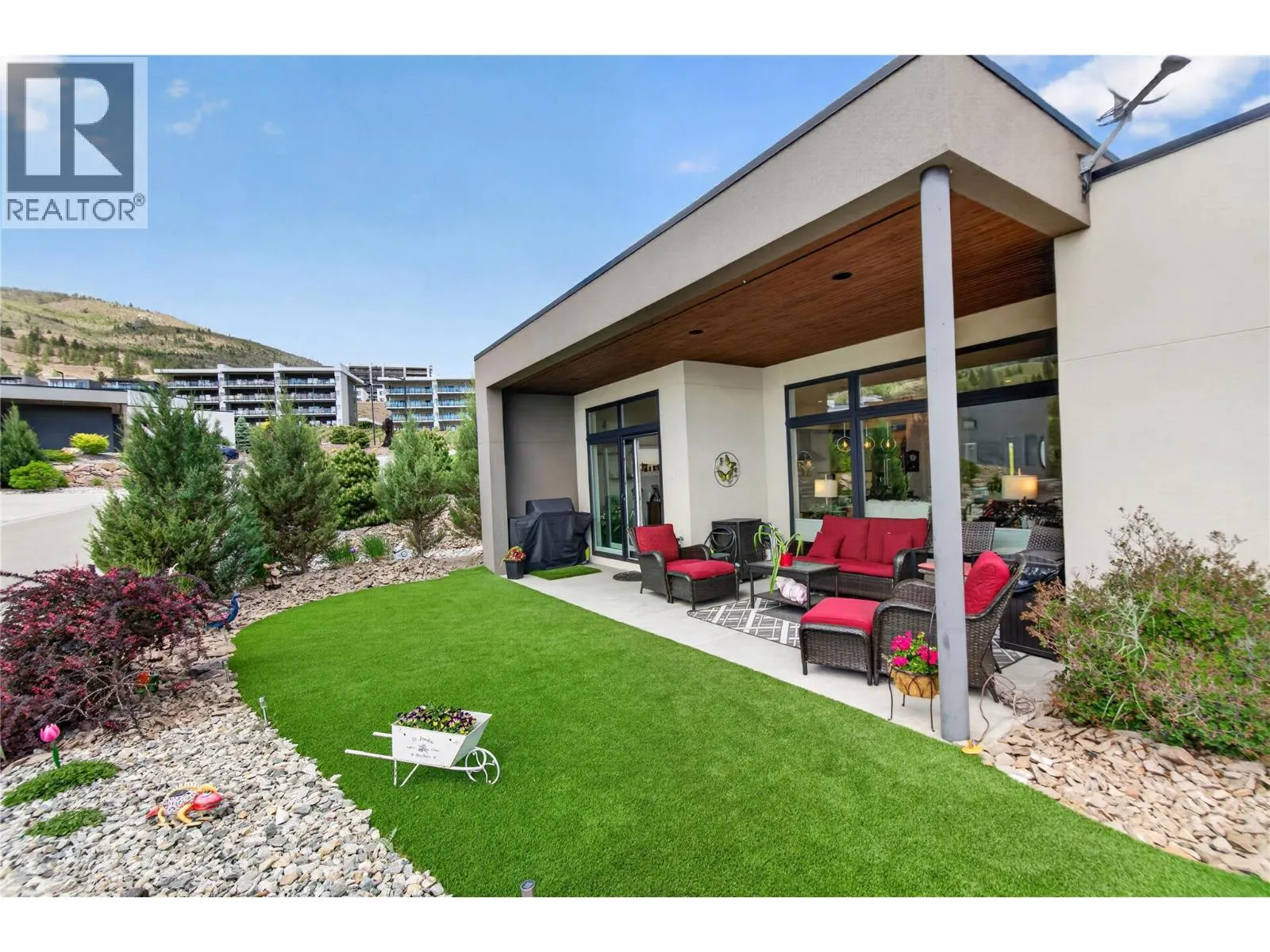 121 Ridge Park