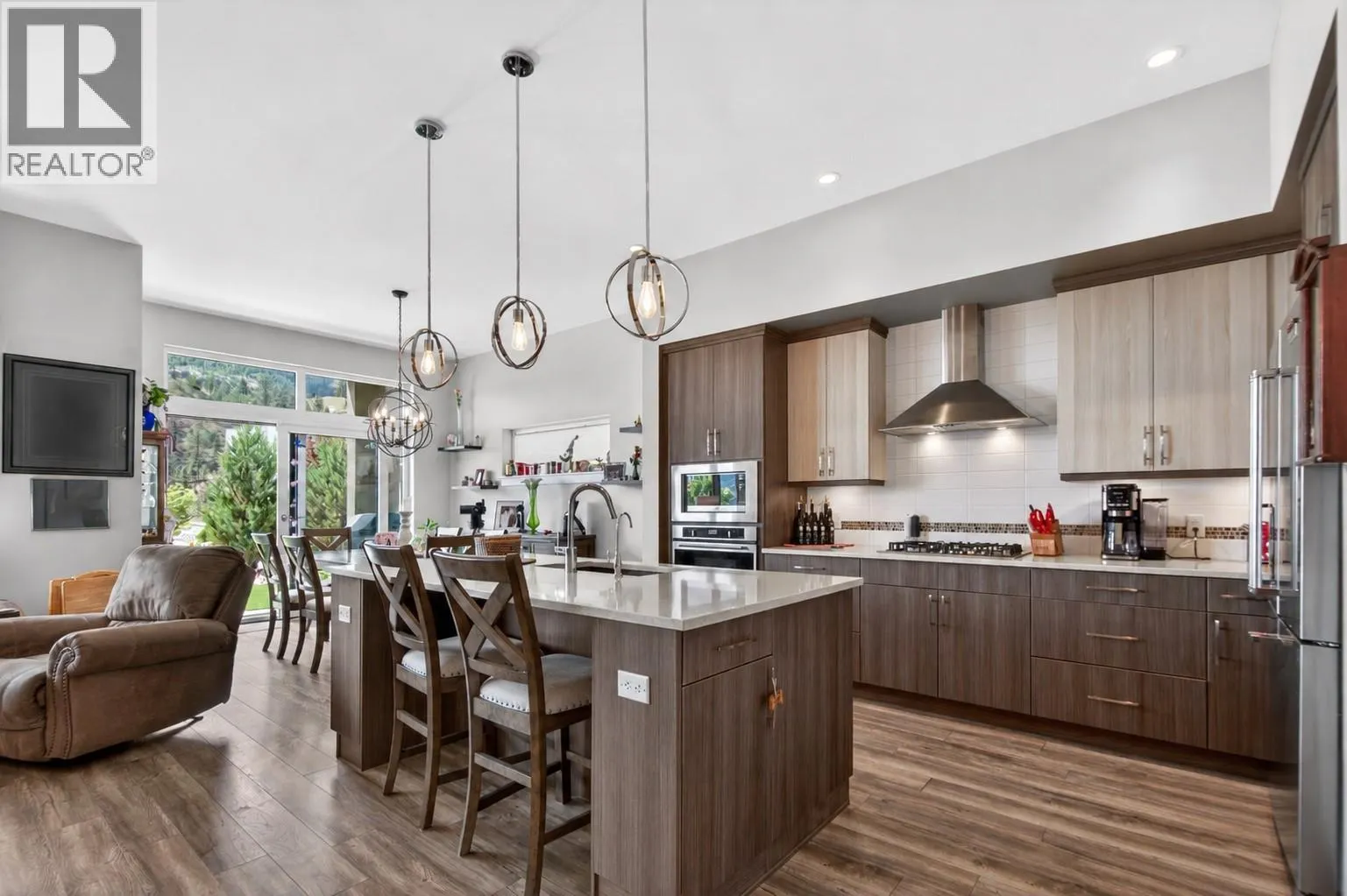 121 Ridge Park
