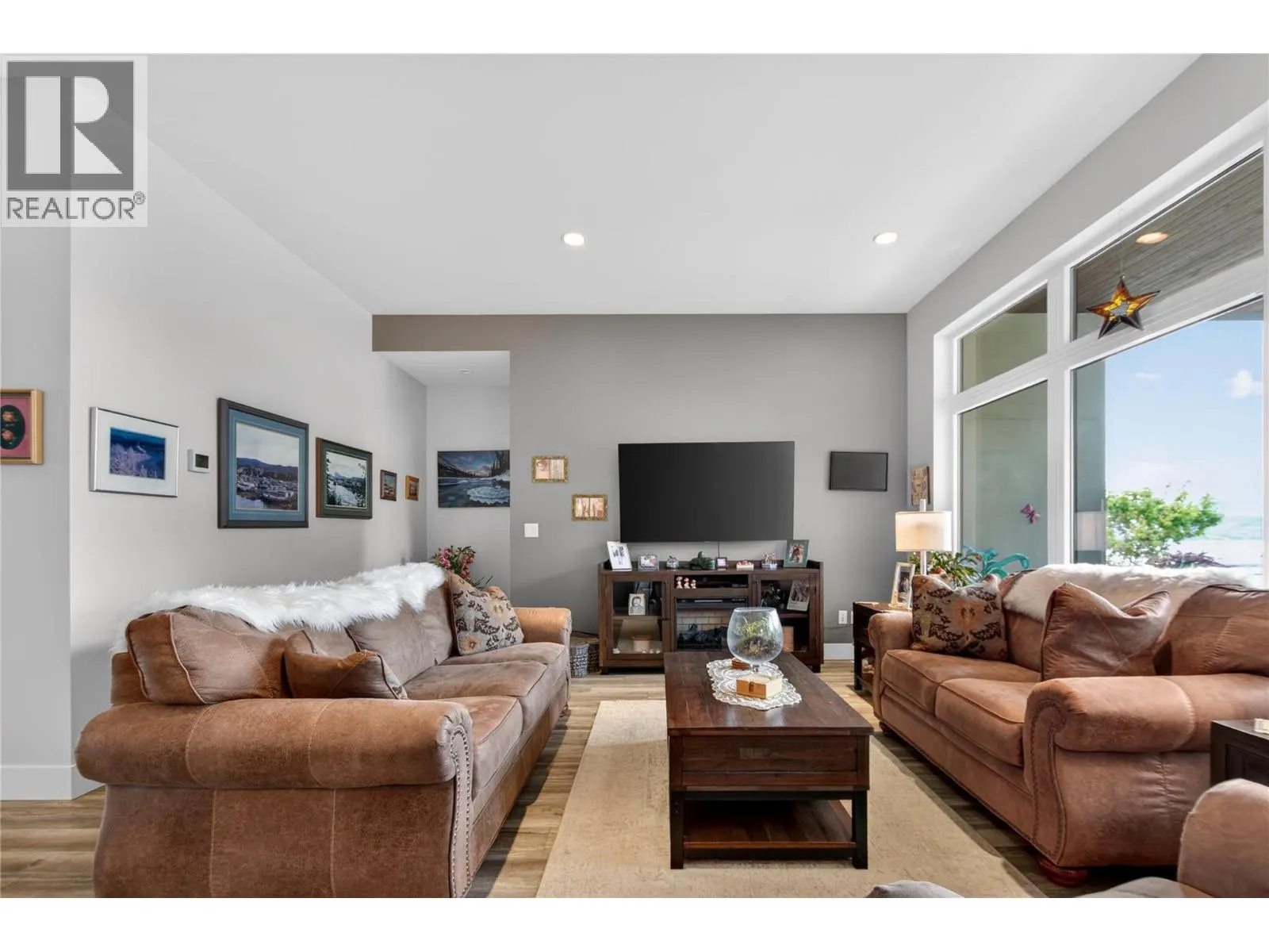 121 Ridge Park