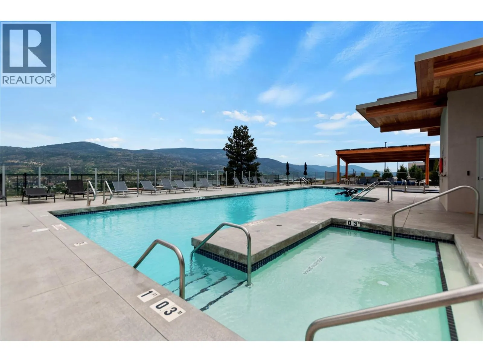121 Ridge Park