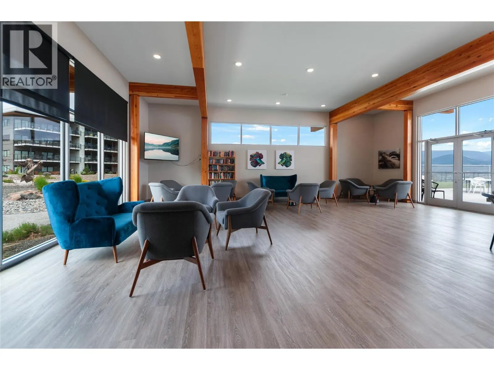121 Ridge Park