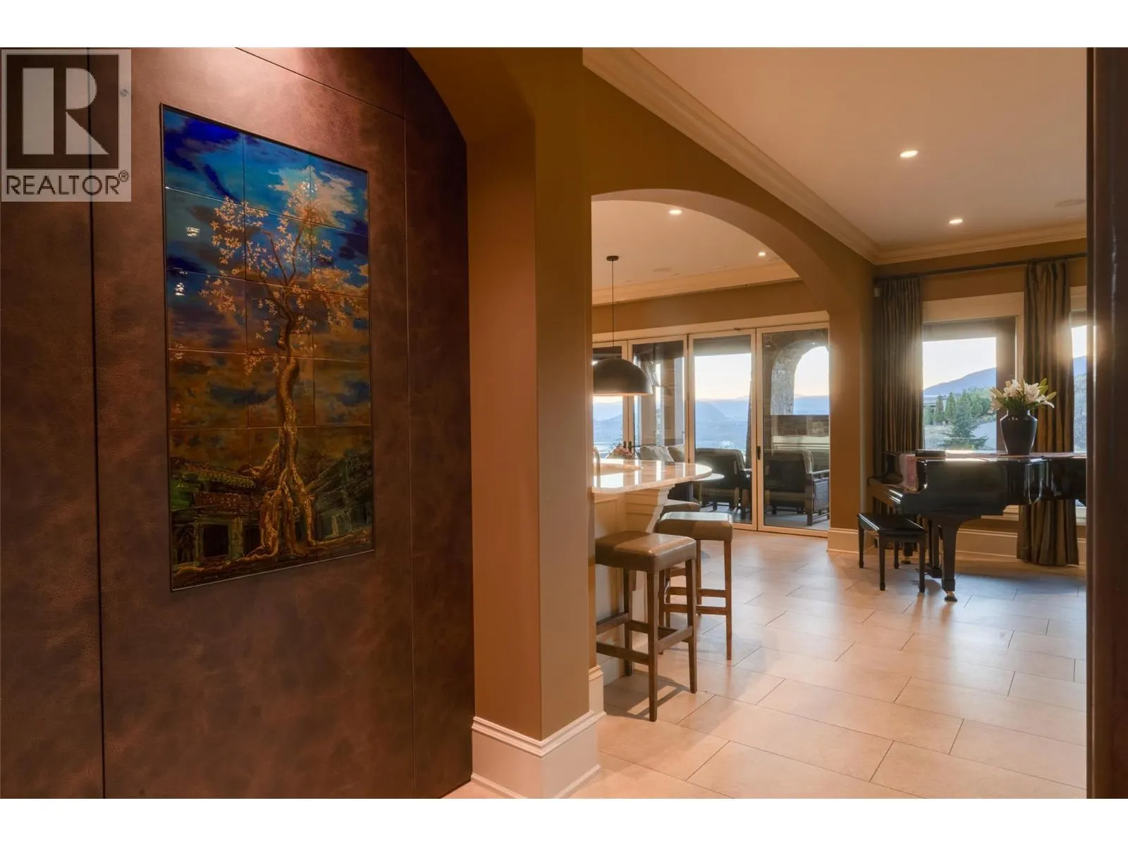 706 Highpointe Court