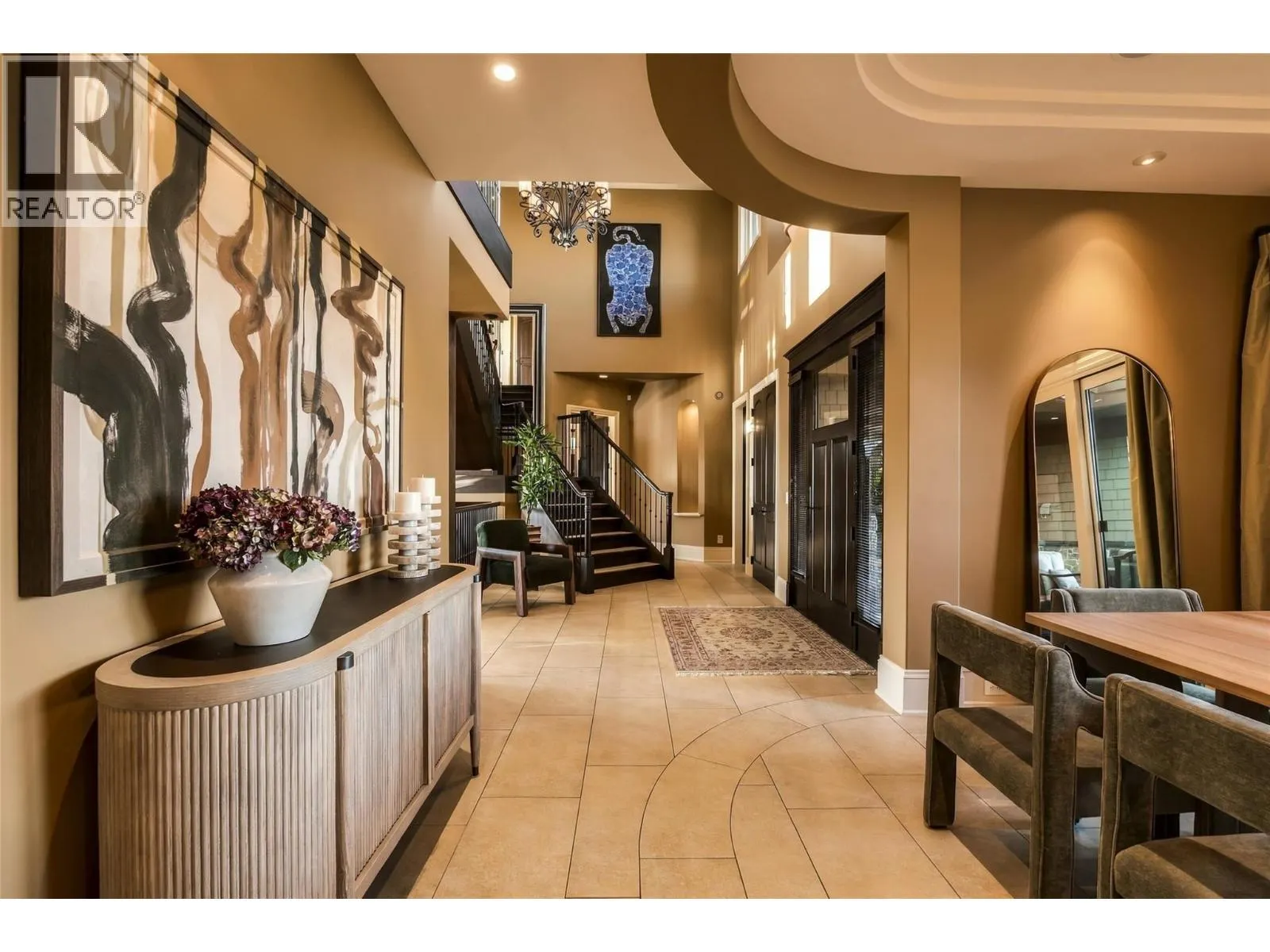 706 Highpointe Court
